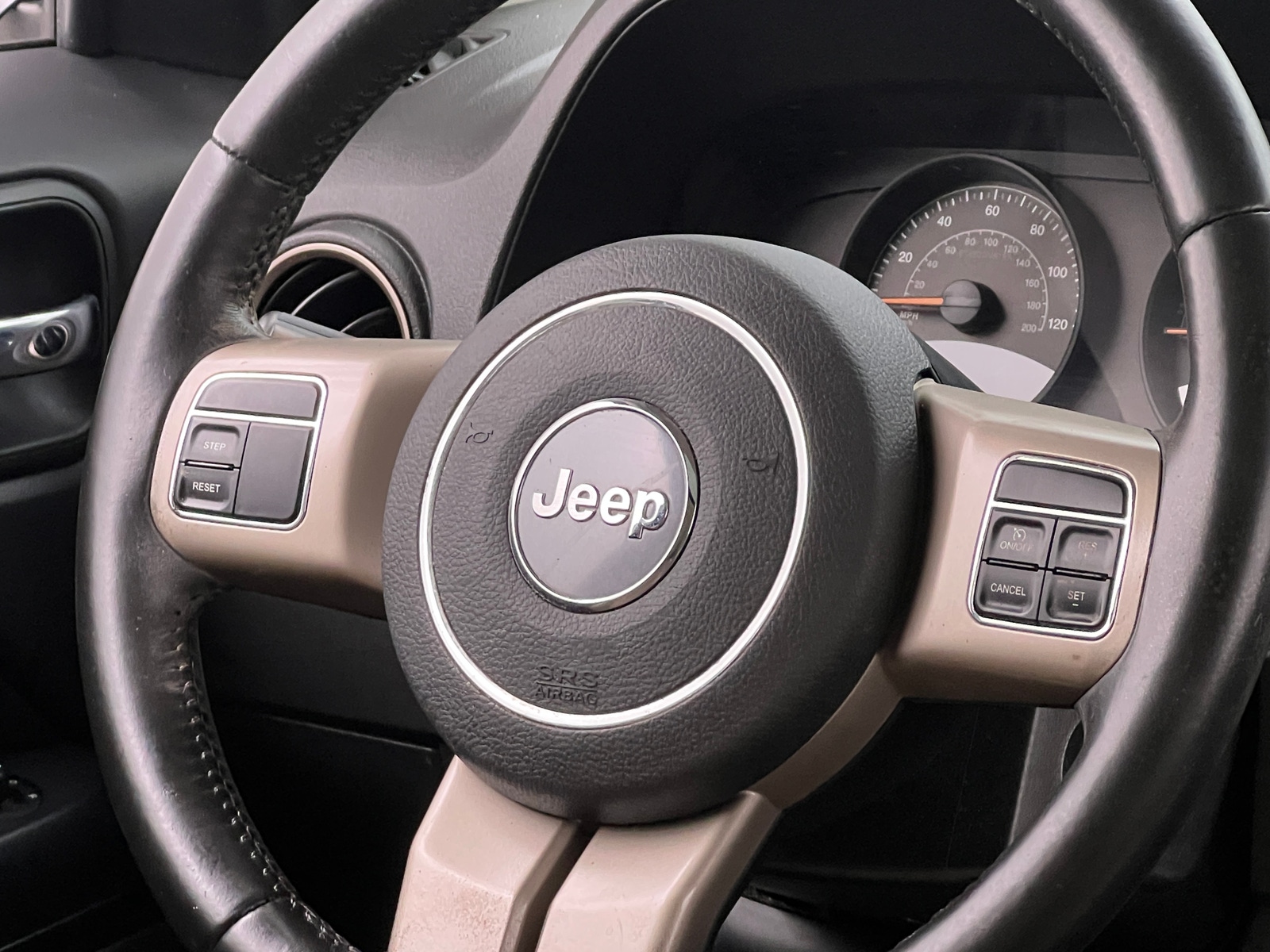 Thumbnail: 2017 Jeep Patriot - 5