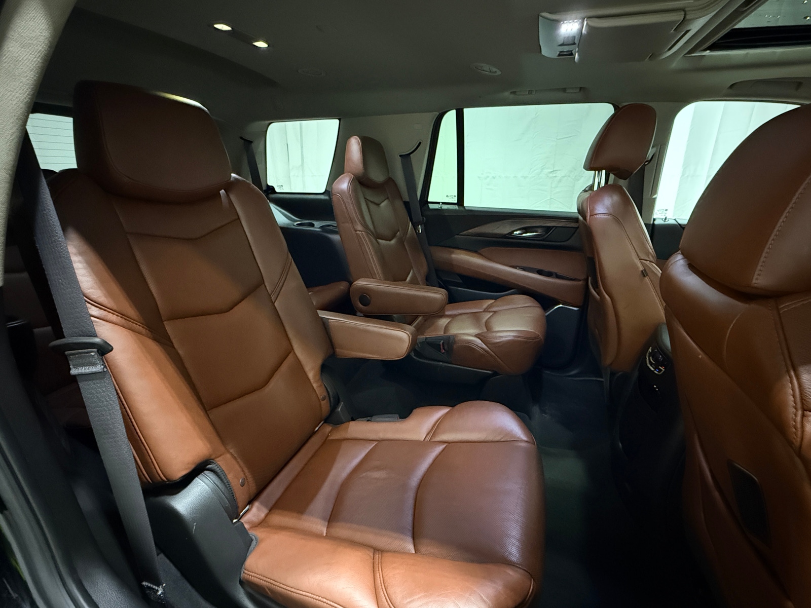 Thumbnail: 2016 Cadillac Escalade - 5