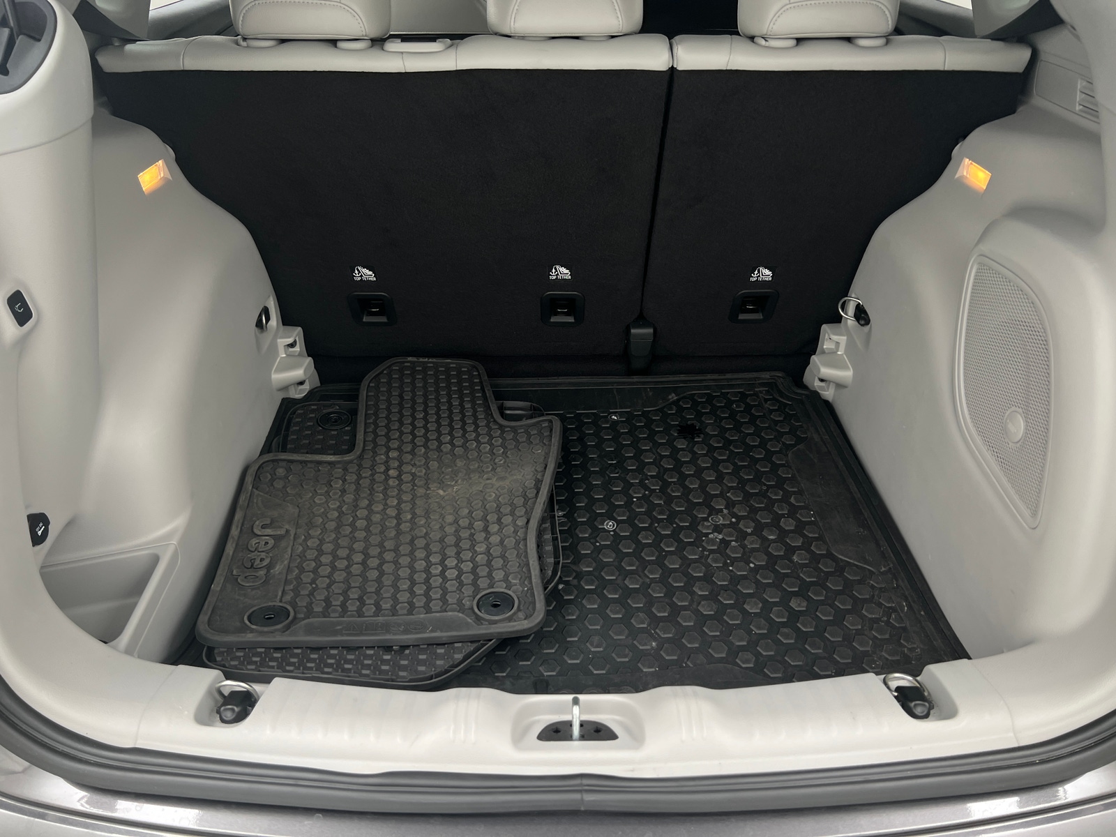 Thumbnail: 2022 Jeep Compass - 7