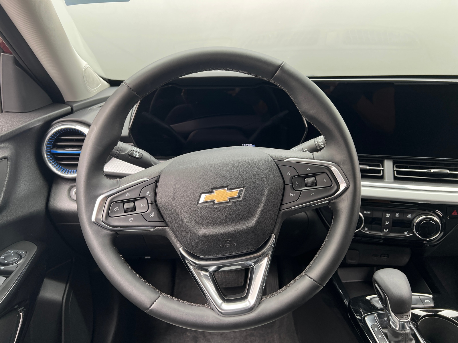 Thumbnail: 2025 Chevrolet Trax - 5