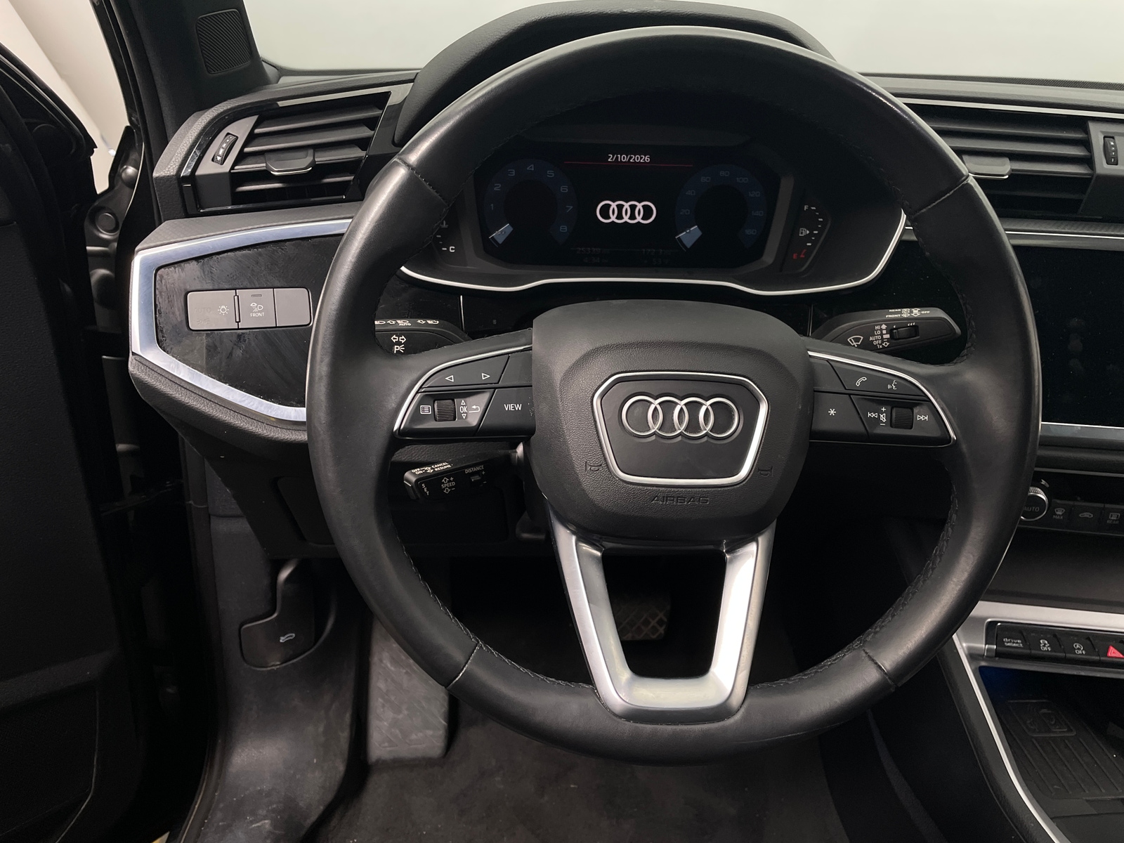 Thumbnail: 2022 Audi Q3 - 4