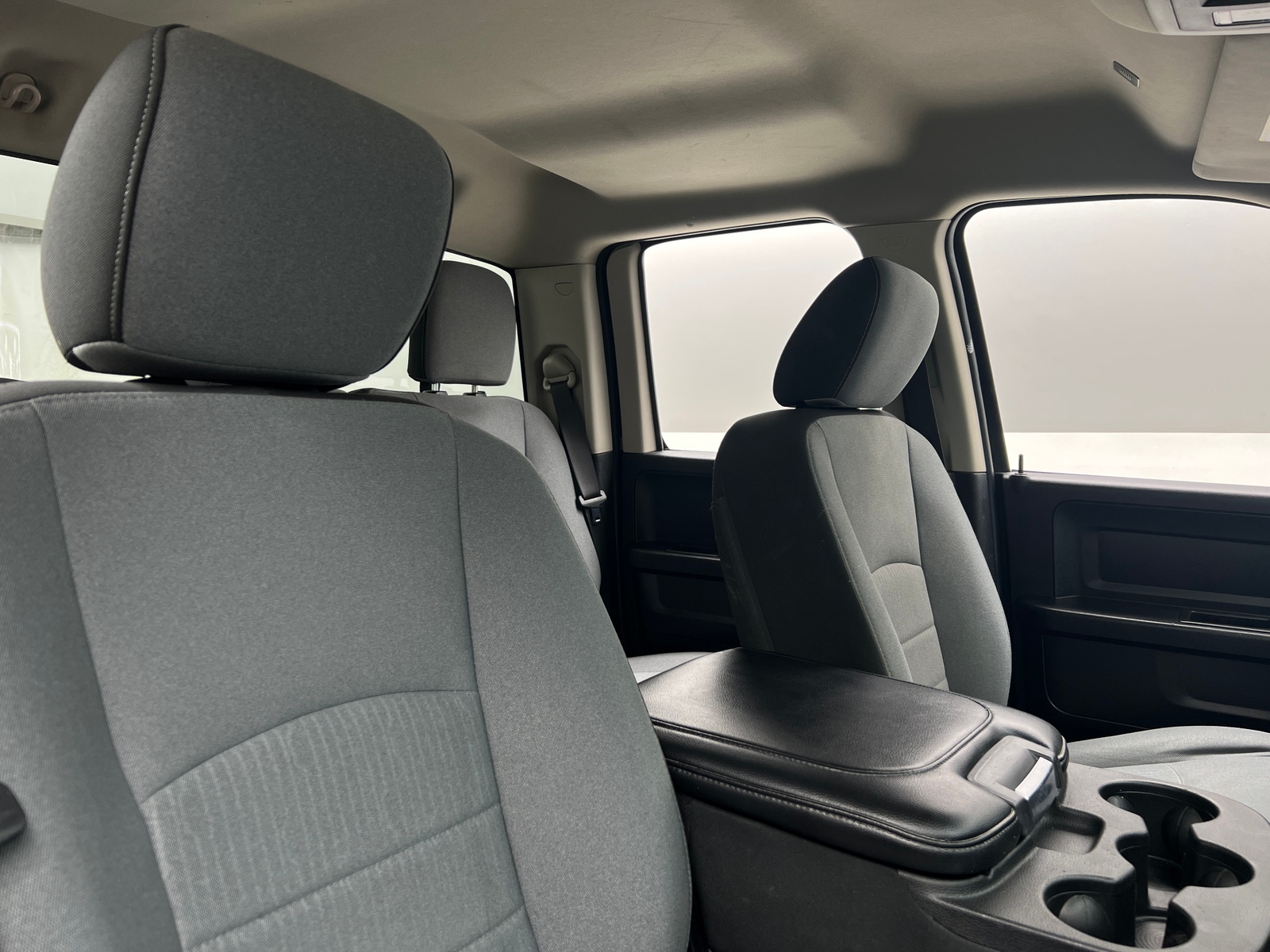 Thumbnail: 2021 RAM 1500 Classic - 2