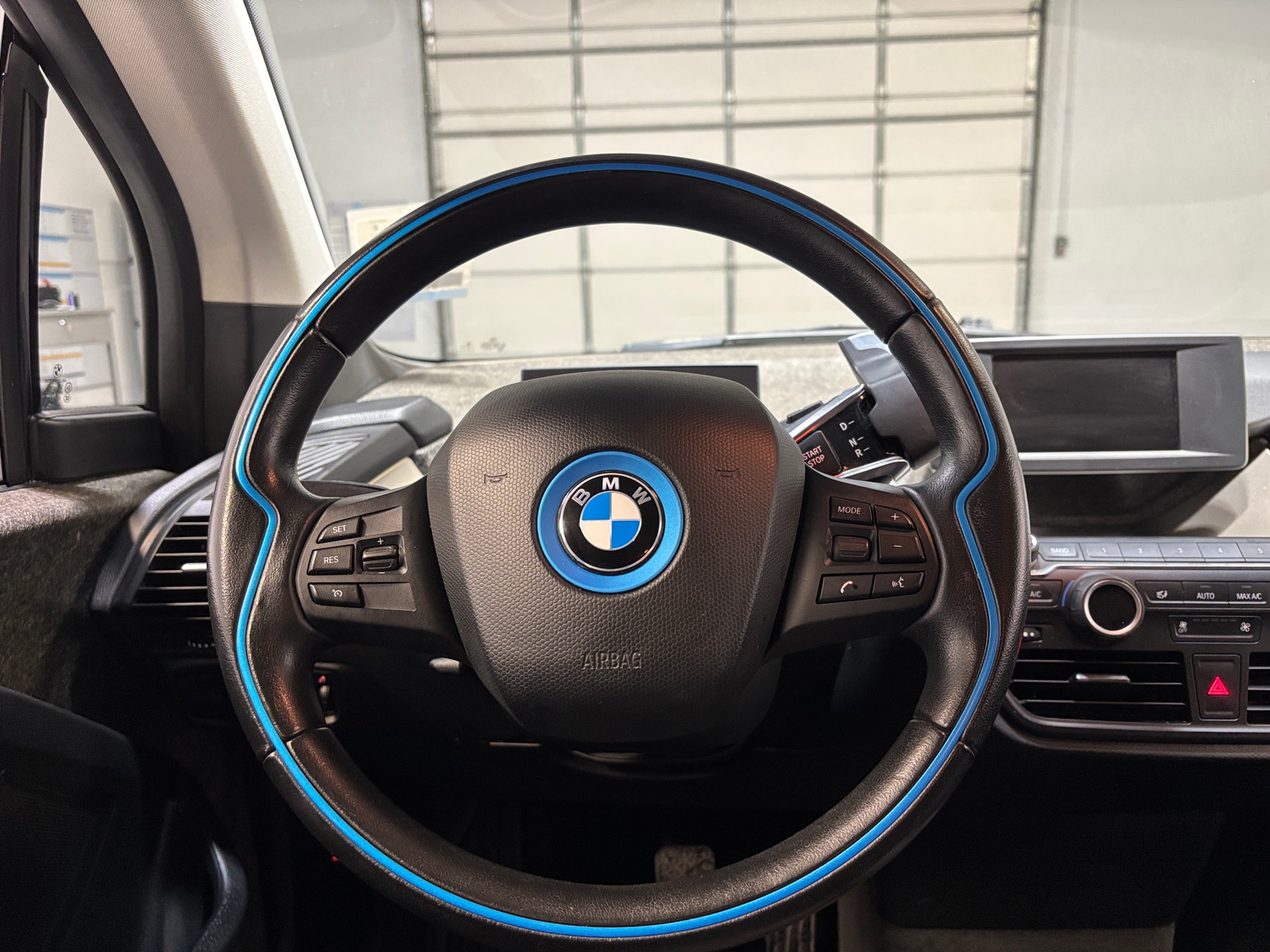 Thumbnail: 2018 BMW i3 - 5