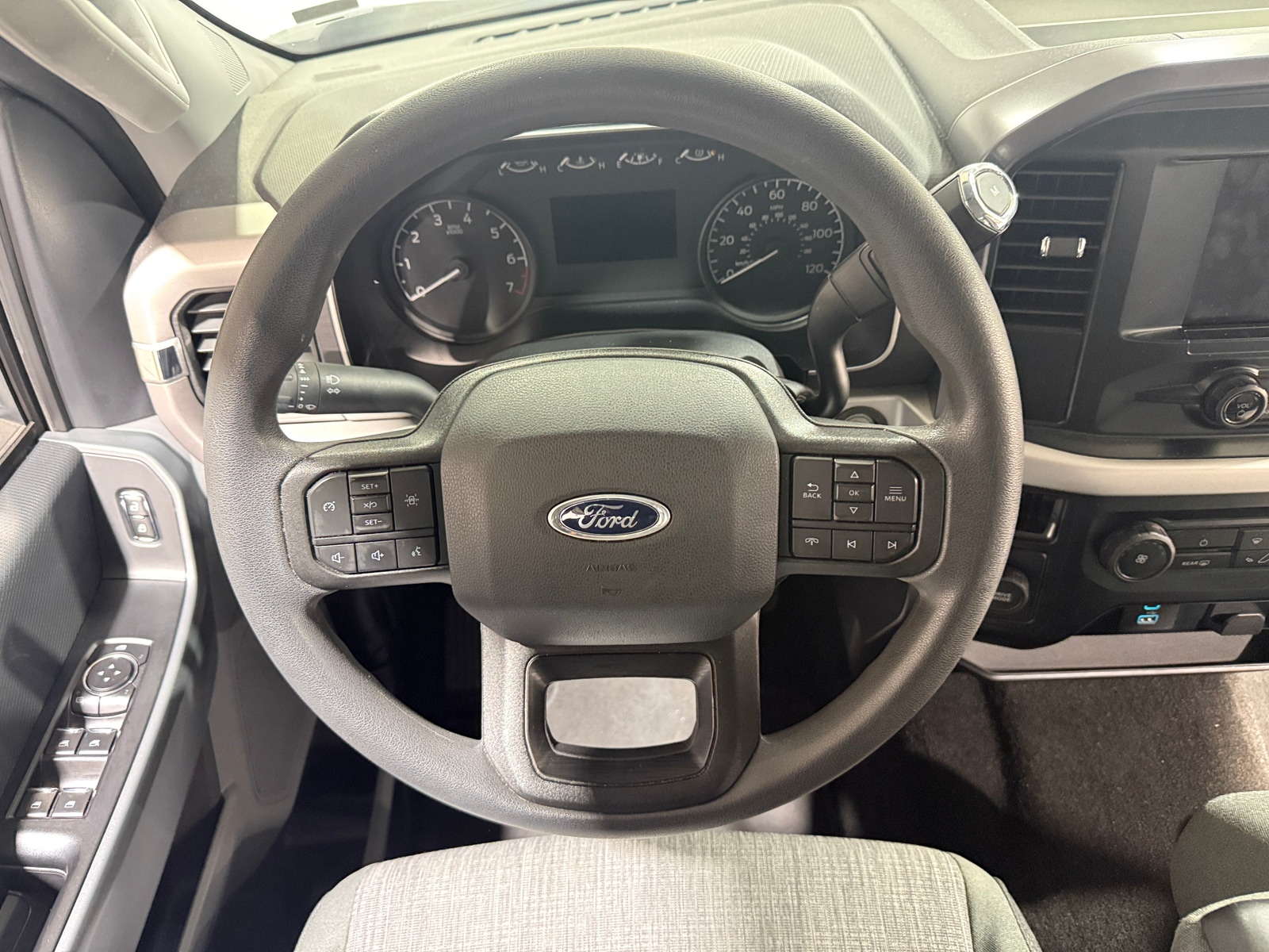 Thumbnail: 2023 Ford Econoline - 5