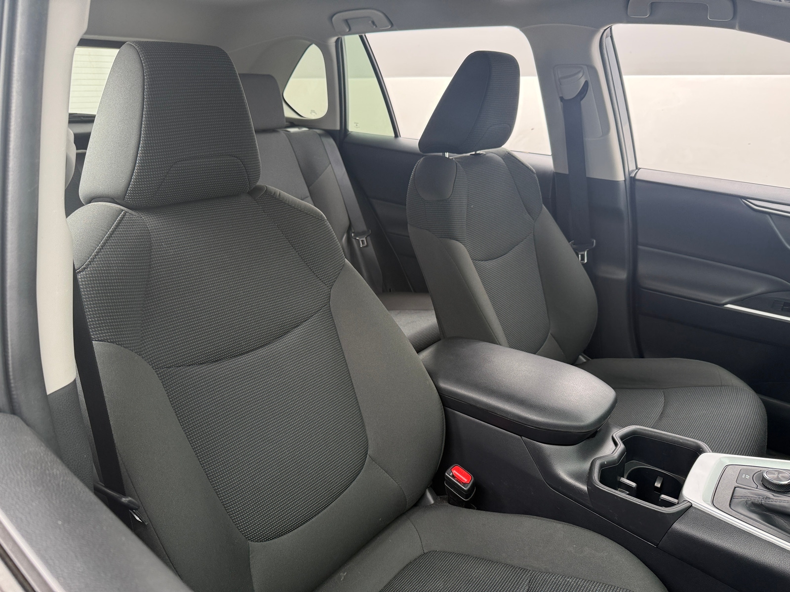 Thumbnail: 2025 Toyota RAV4 - 2