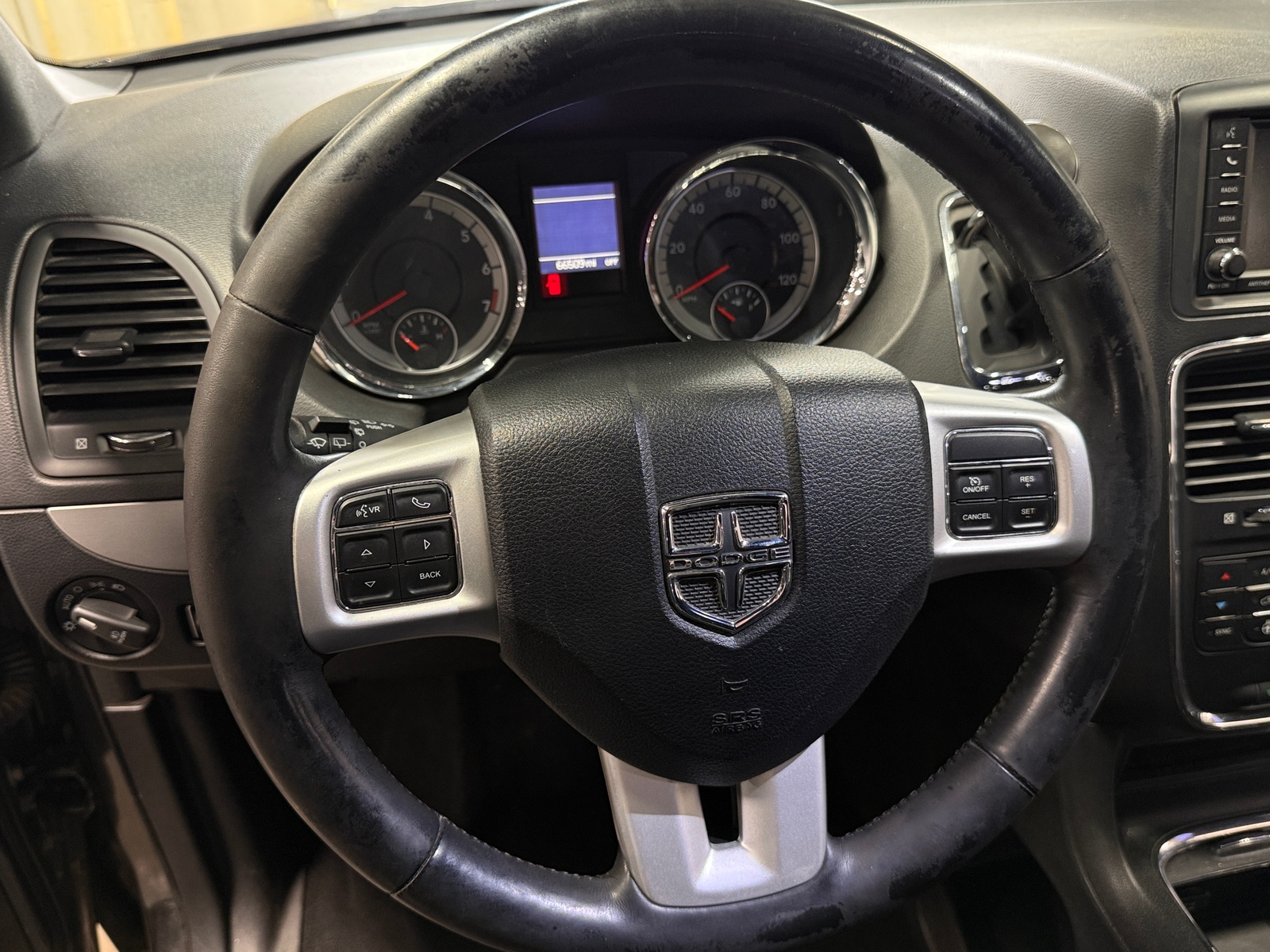 Thumbnail: 2019 Dodge Grand Caravan - 4