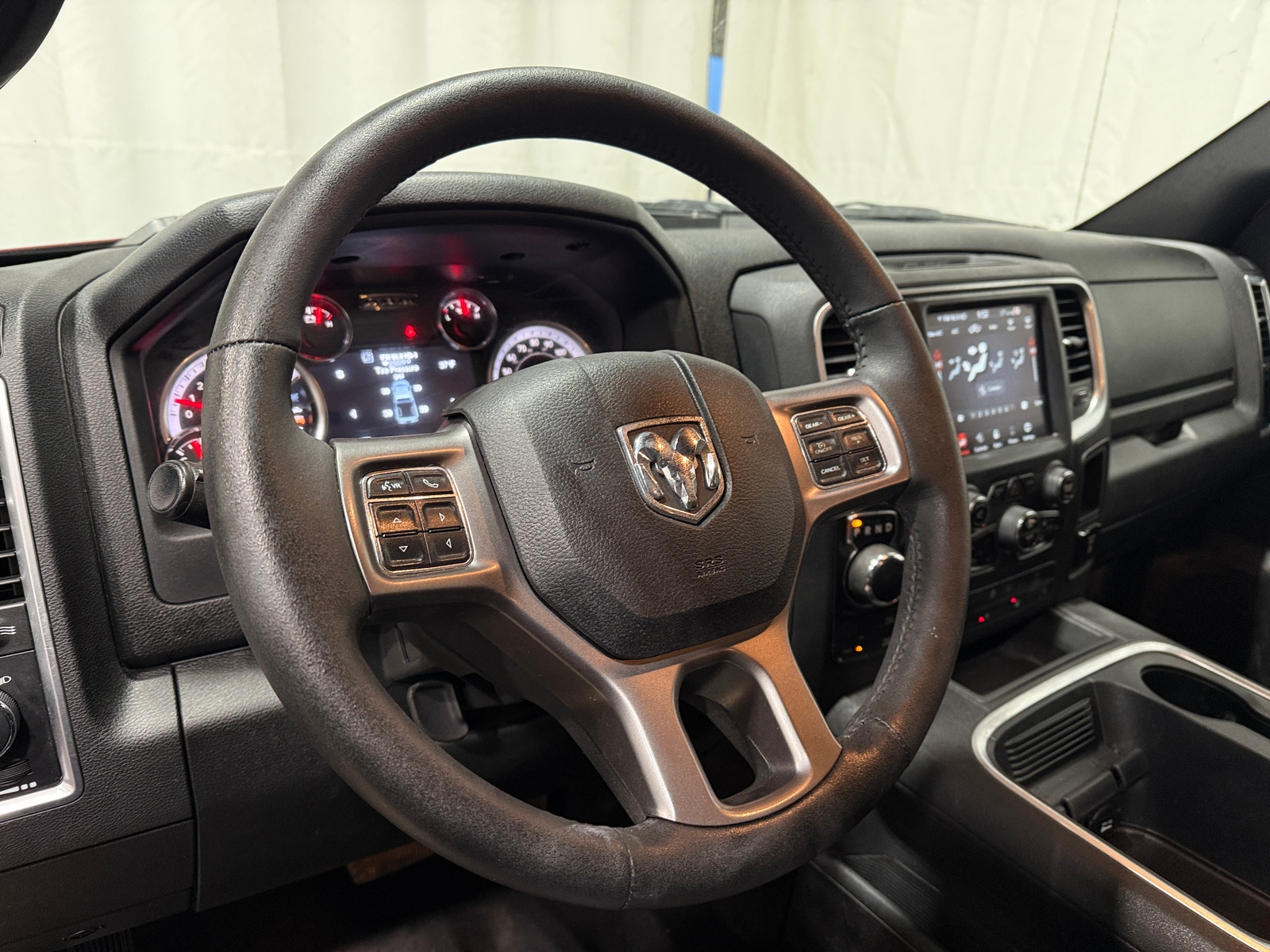 Thumbnail: 2021 RAM 1500 Classic - 5