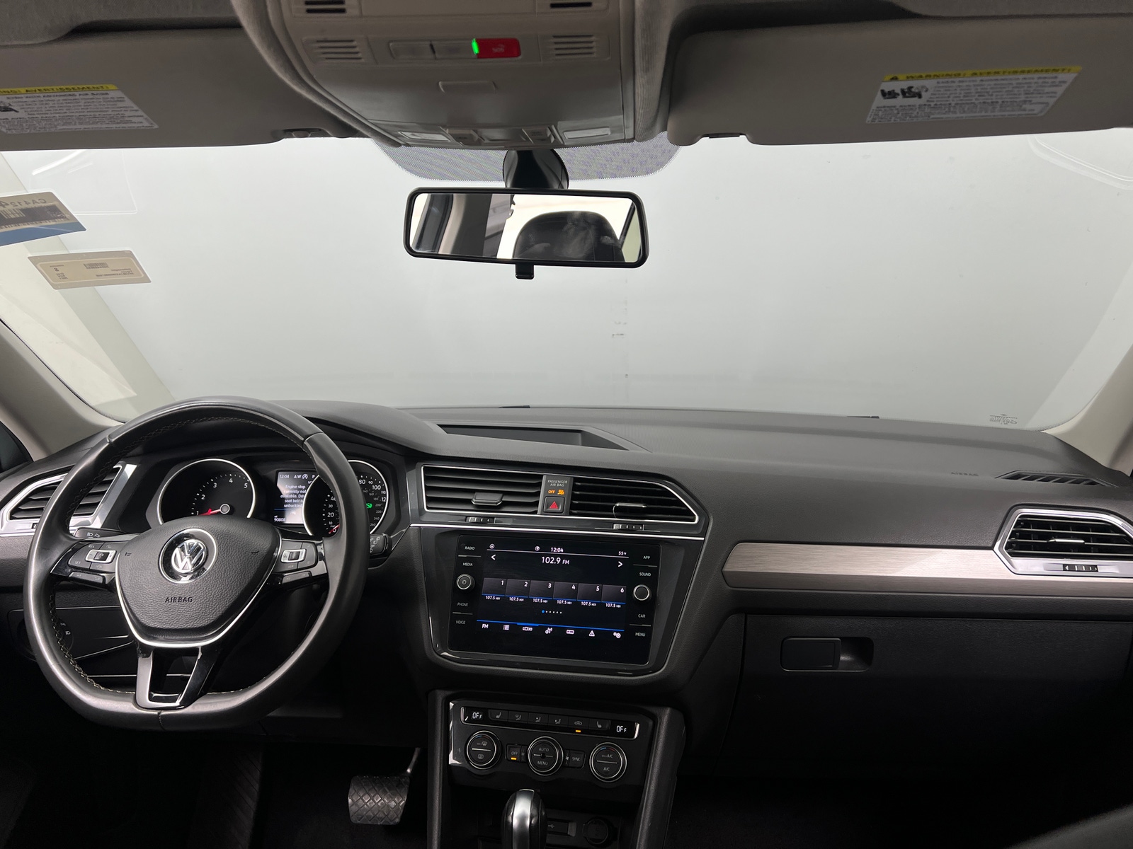 Thumbnail: 2021 Volkswagen Tiguan - 2