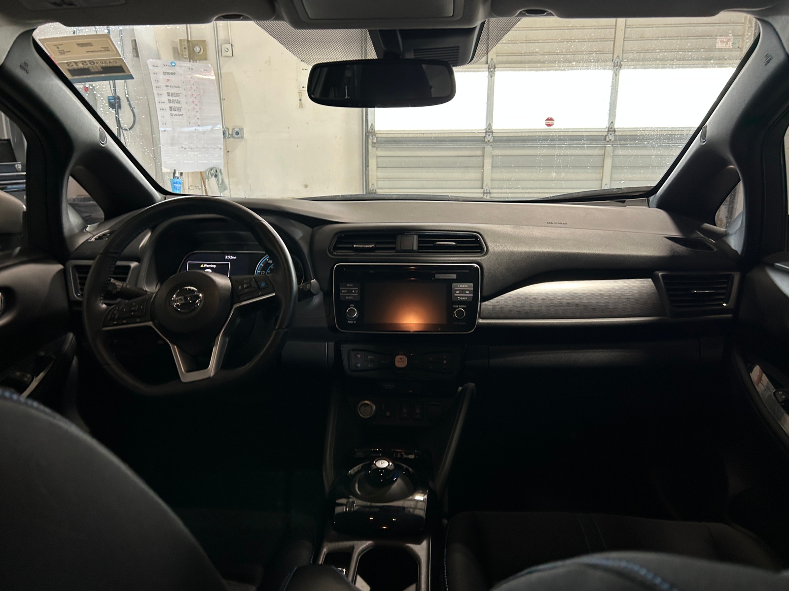 Thumbnail: 2018 Nissan Leaf - 3