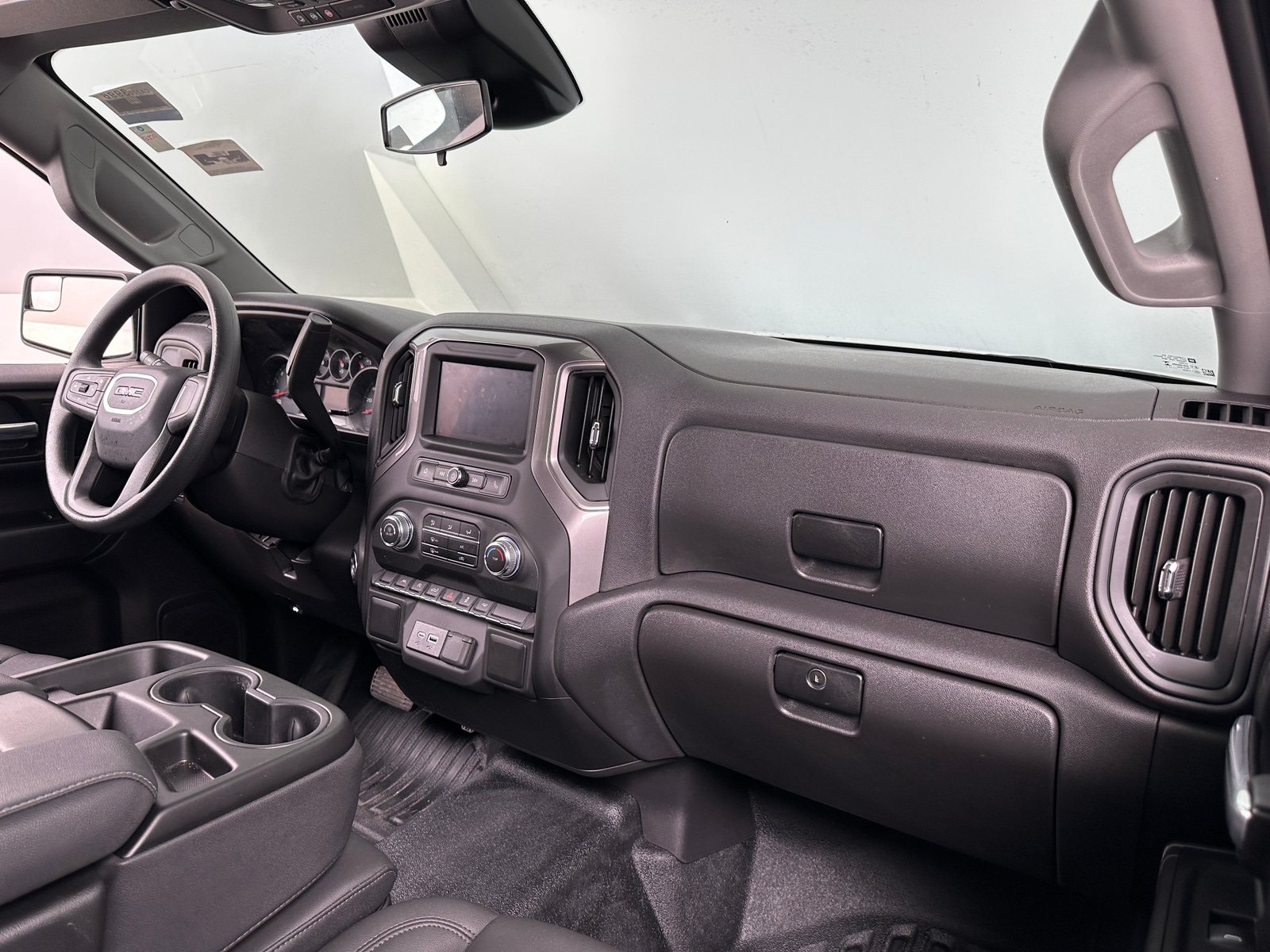 Thumbnail: 2025 GMC Sierra 1500 - 3