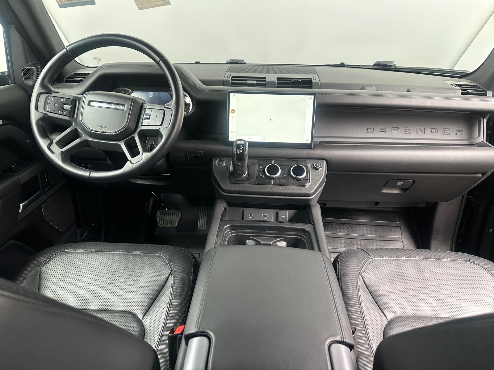 Thumbnail: 2023 Land Rover Defender - 2