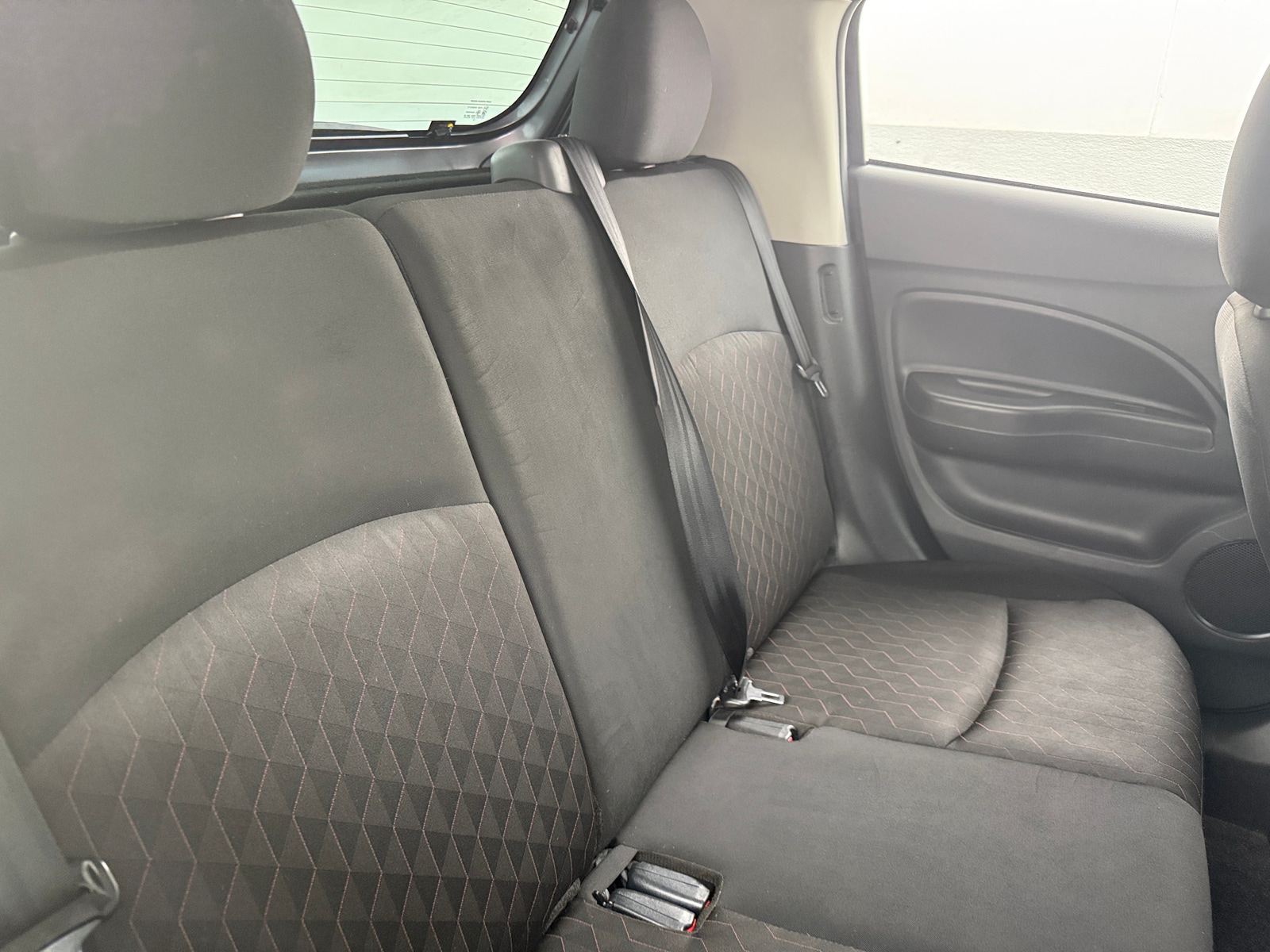 Thumbnail: 2022 Mitsubishi Mirage - 6