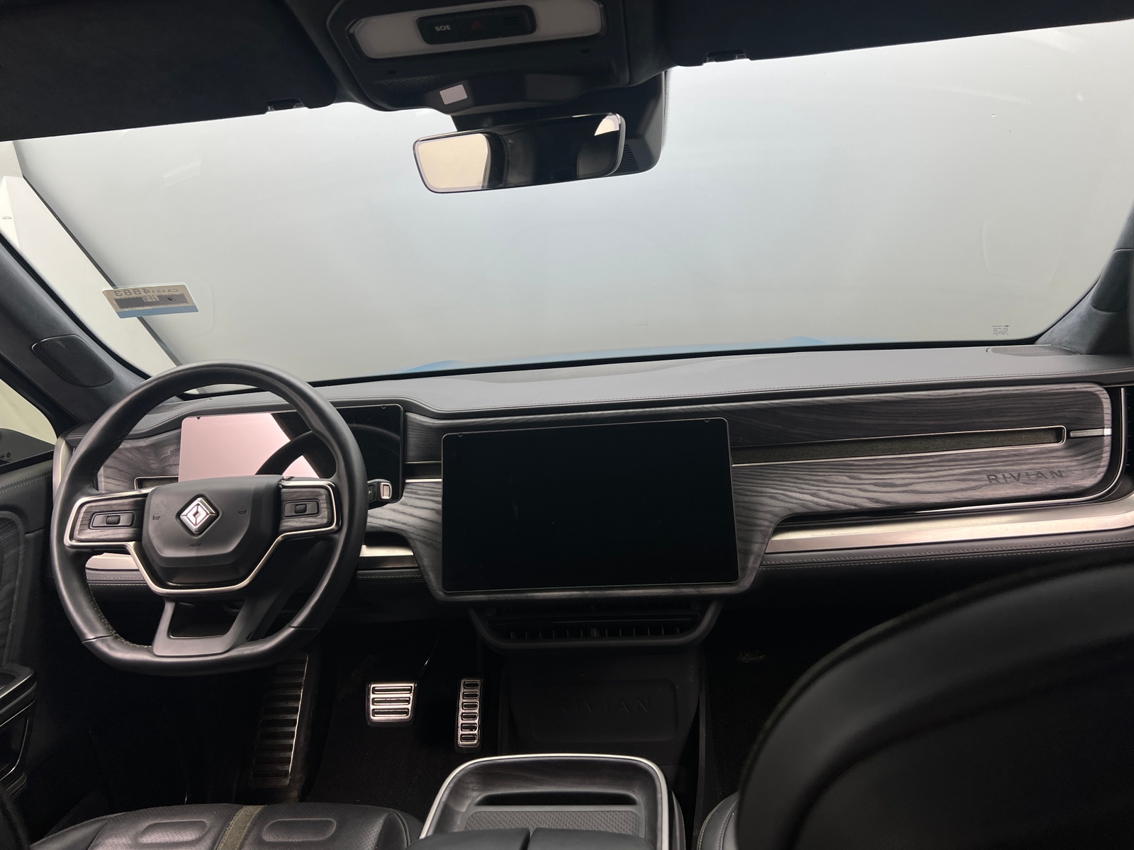 Thumbnail: 2022 Rivian R1T - 2