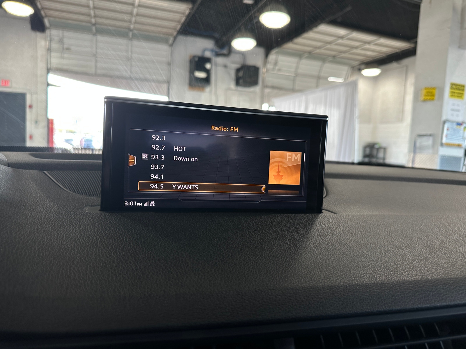 Thumbnail: 2018 Audi Q7 - 3