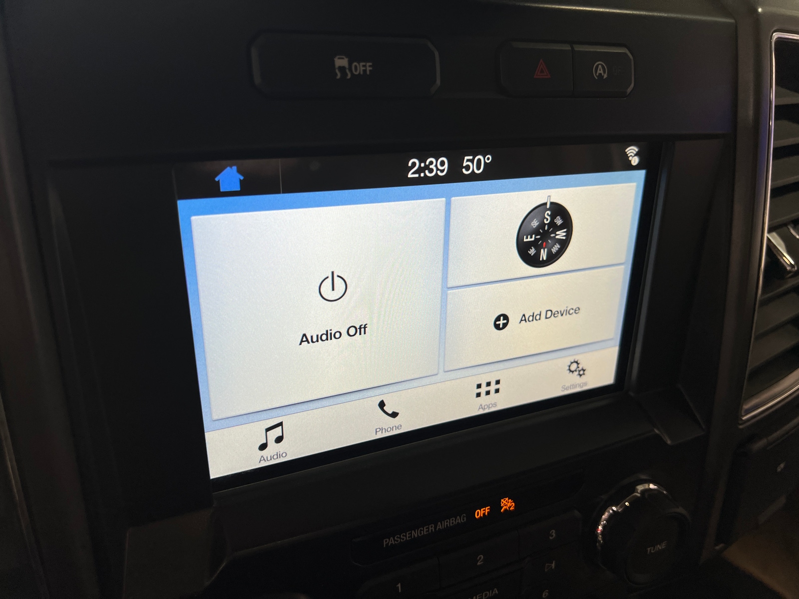 Thumbnail: 2017 Ford Econoline - 4