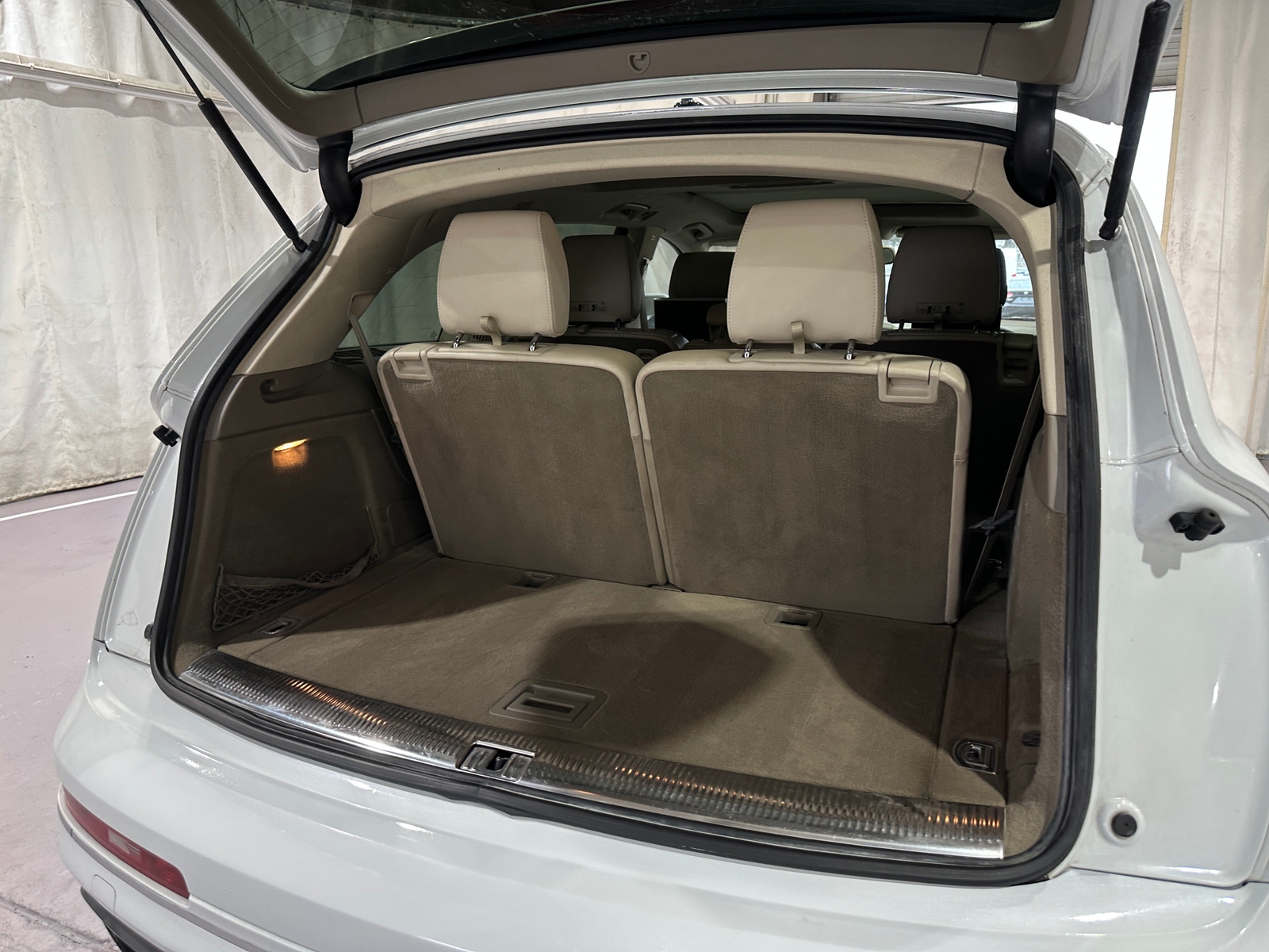 Thumbnail: 2013 Audi Q7 - 7