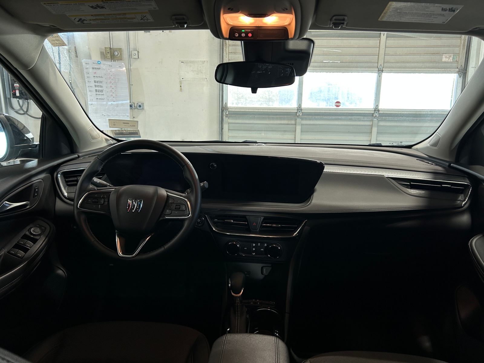 Thumbnail: 2025 Buick Encore GX - 3