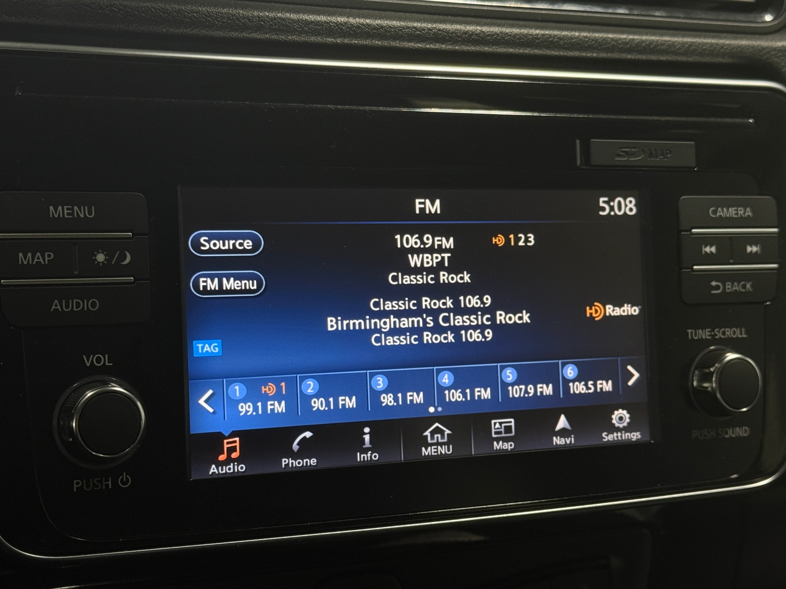 Thumbnail: 2019 Nissan Leaf - 3