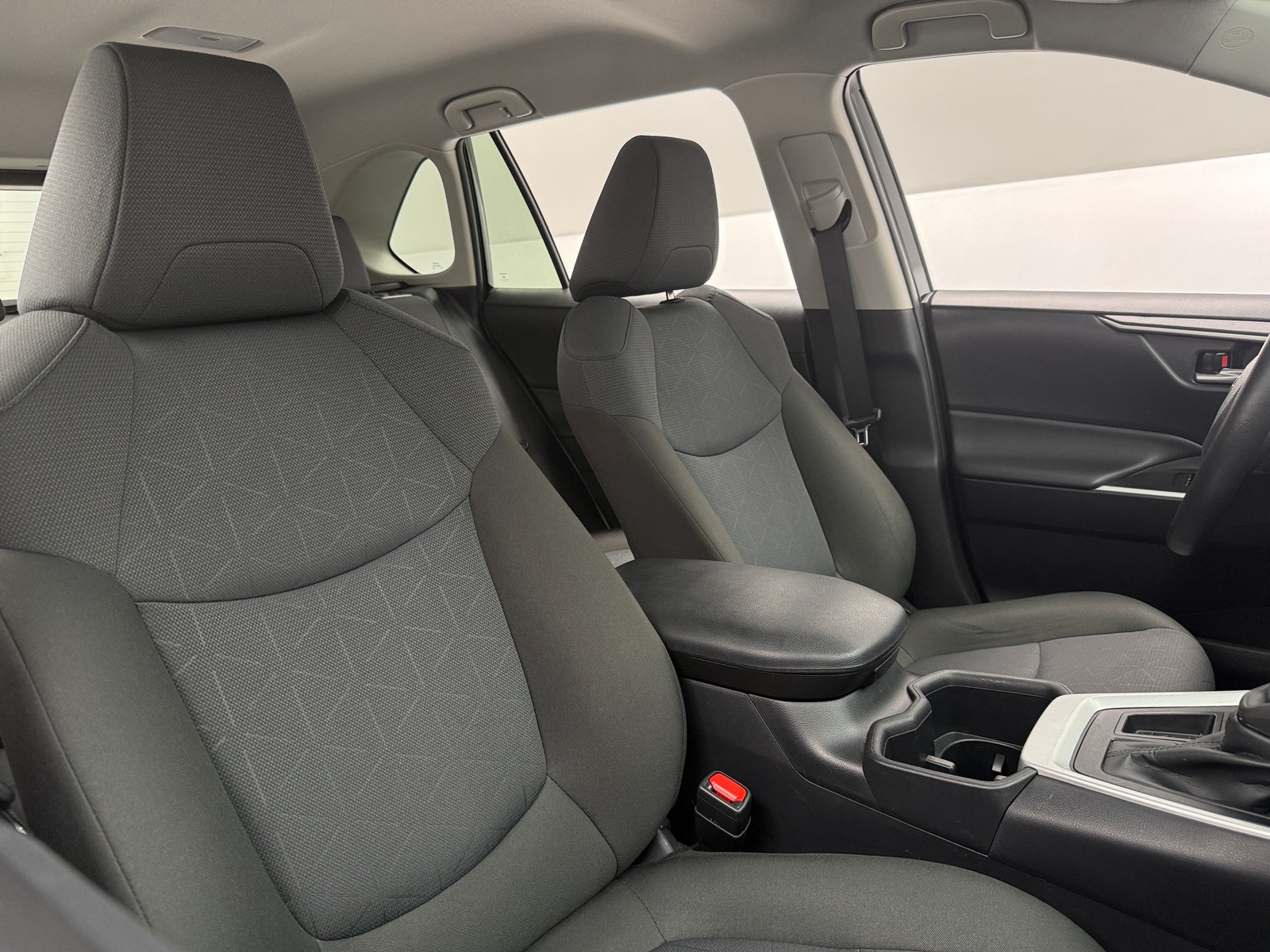 Thumbnail: 2025 Toyota RAV4 - 2