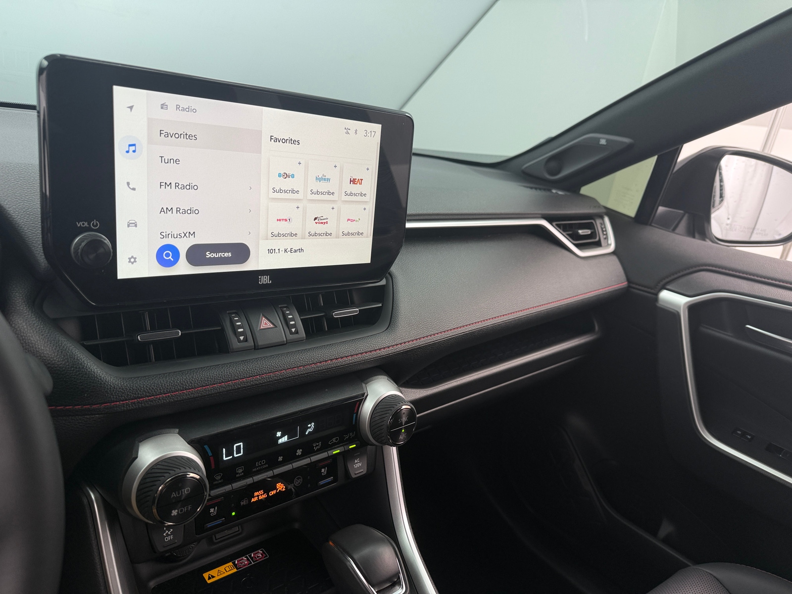 Thumbnail: 2025 Toyota RAV4 - 3