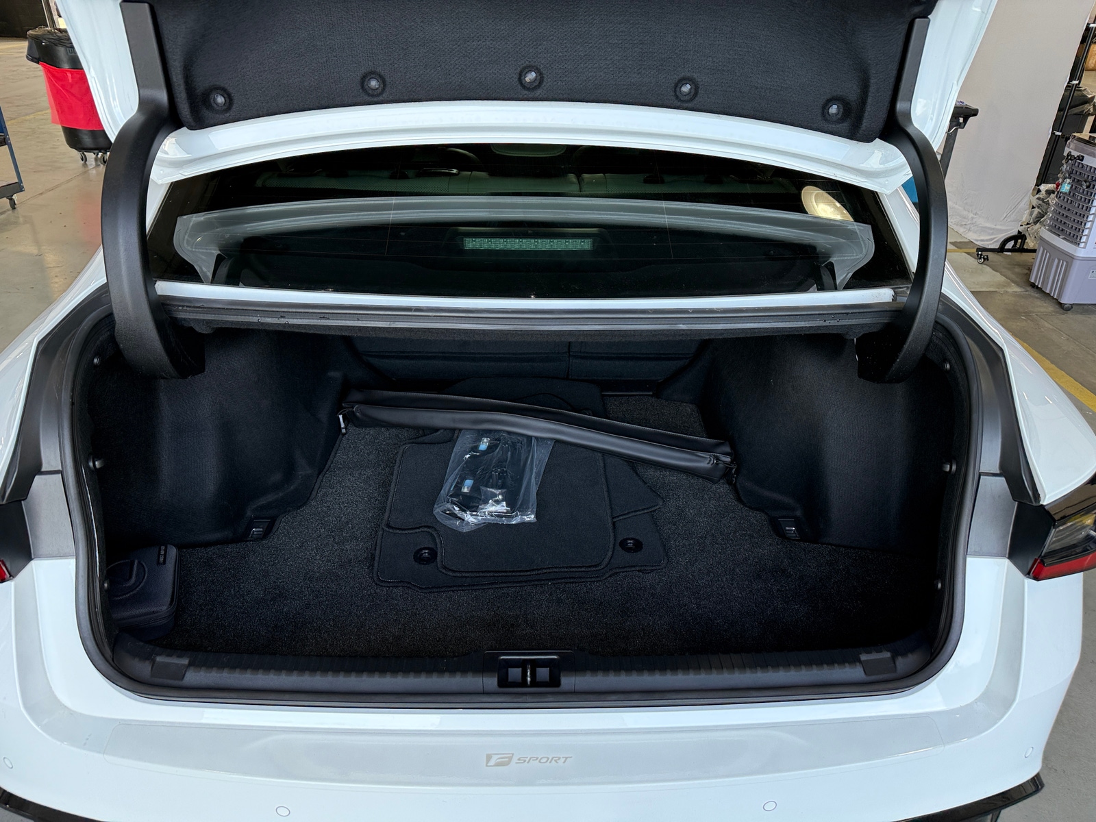 Thumbnail: 2023 Lexus IS - 6