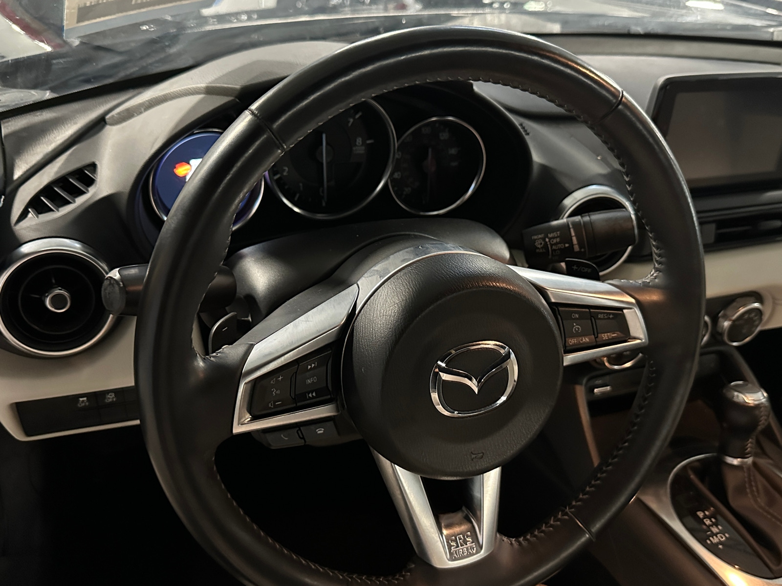 Thumbnail: 2021 Mazda MX-5 Miata - 5