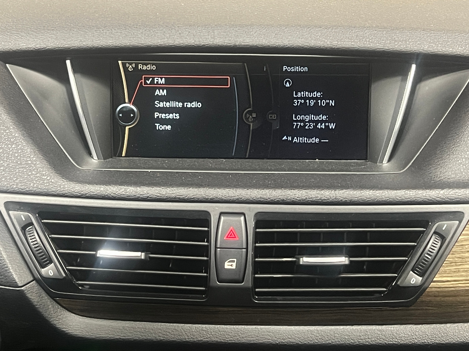 Thumbnail: 2014 BMW X1 - 3