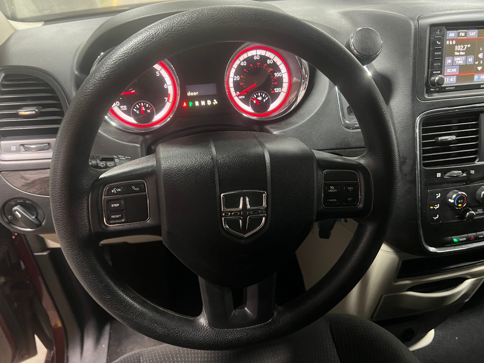 Thumbnail: 2019 Dodge Grand Caravan - 5