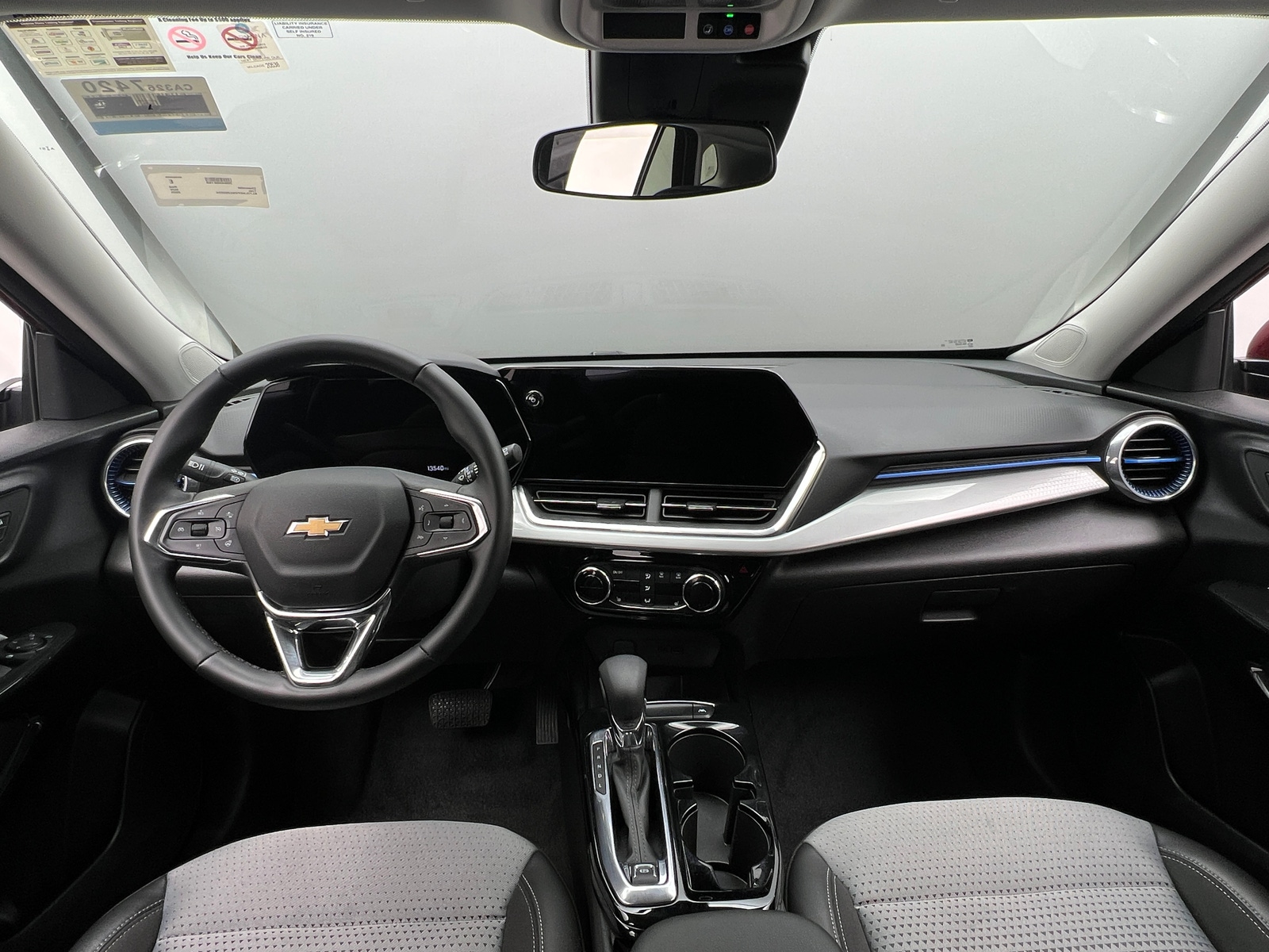 Thumbnail: 2025 Chevrolet Trax - 3