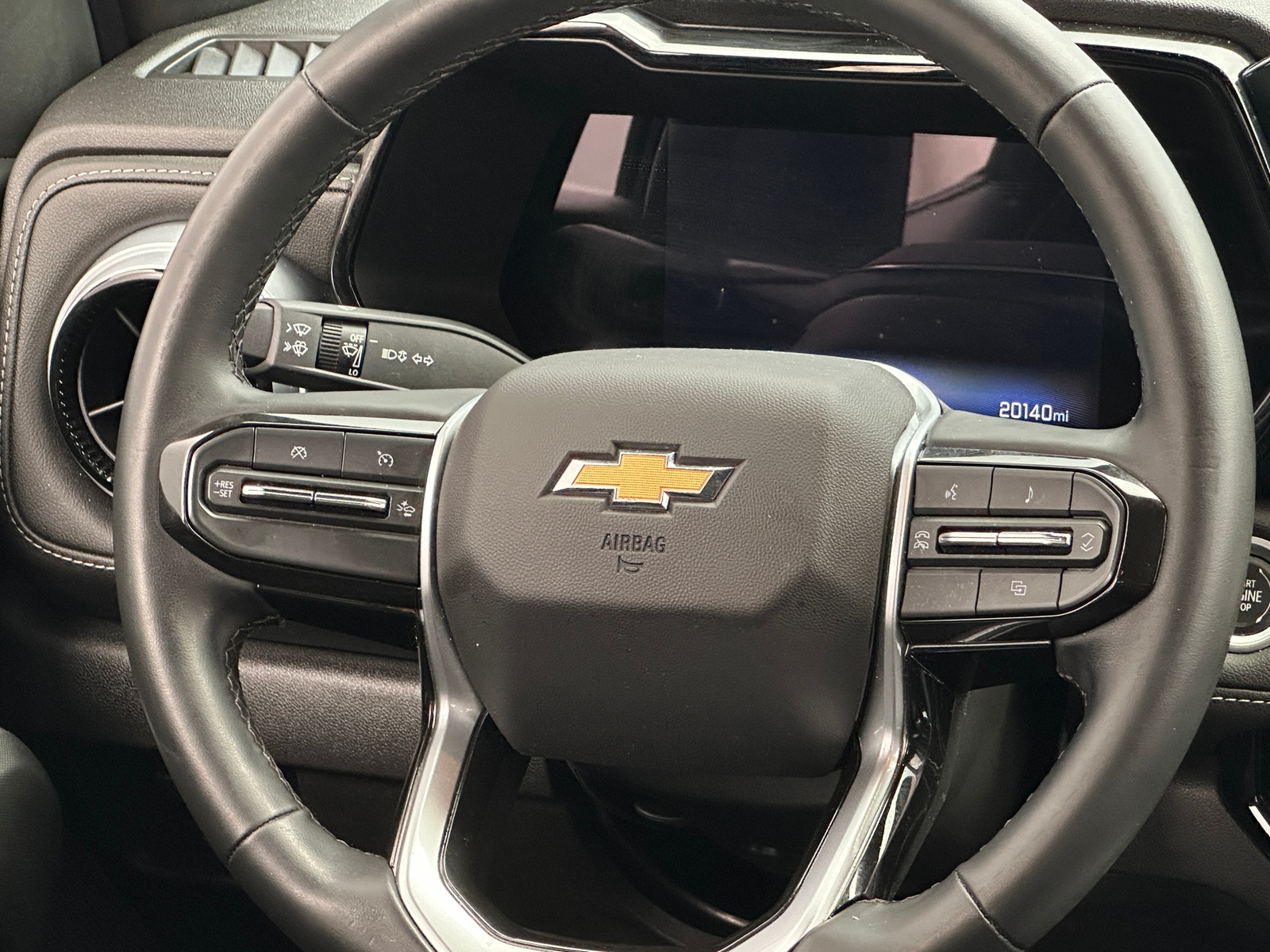 Thumbnail: 2023 Chevrolet Colorado - 5