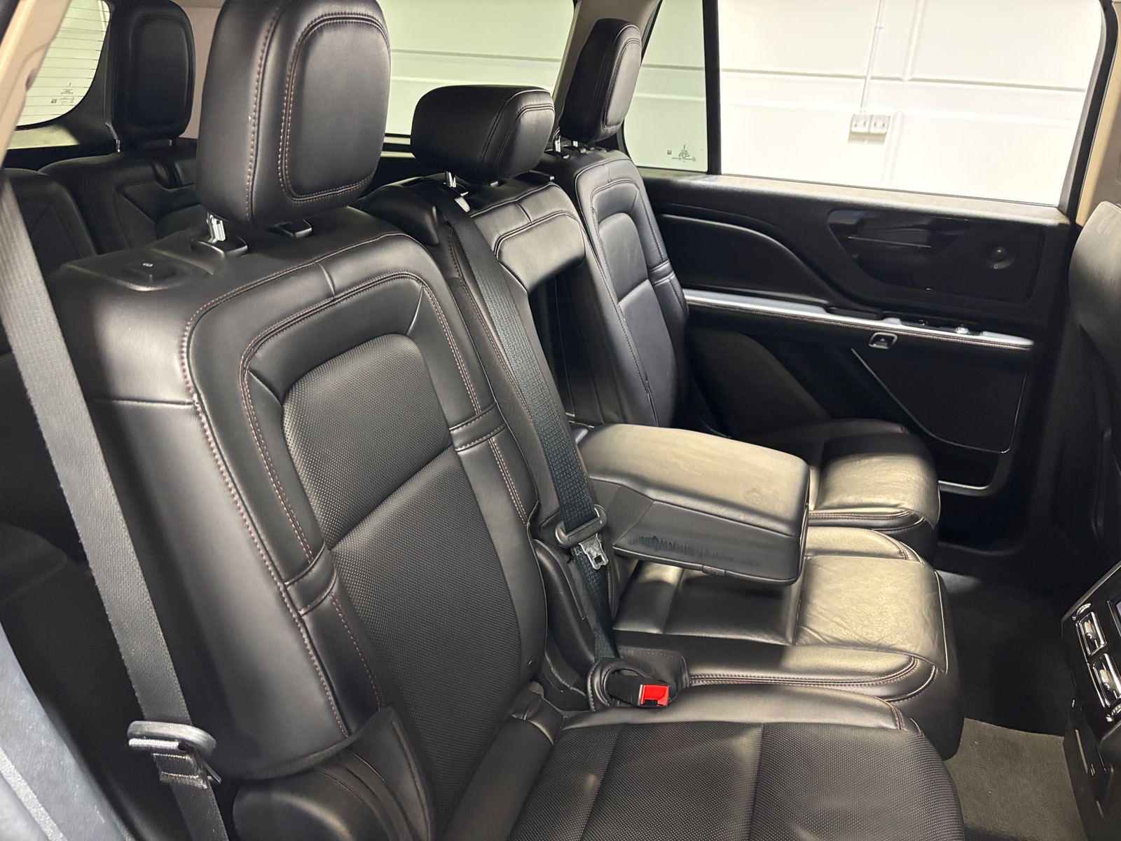 Thumbnail: 2024 Lincoln Aviator - 5