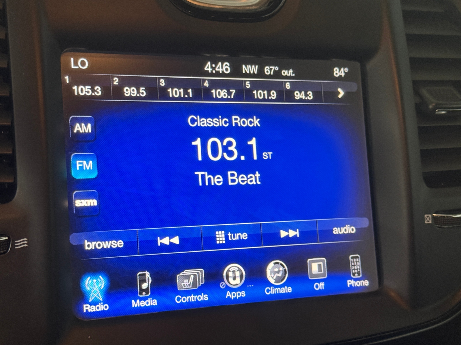 Thumbnail: 2016 Chrysler 300 - 3