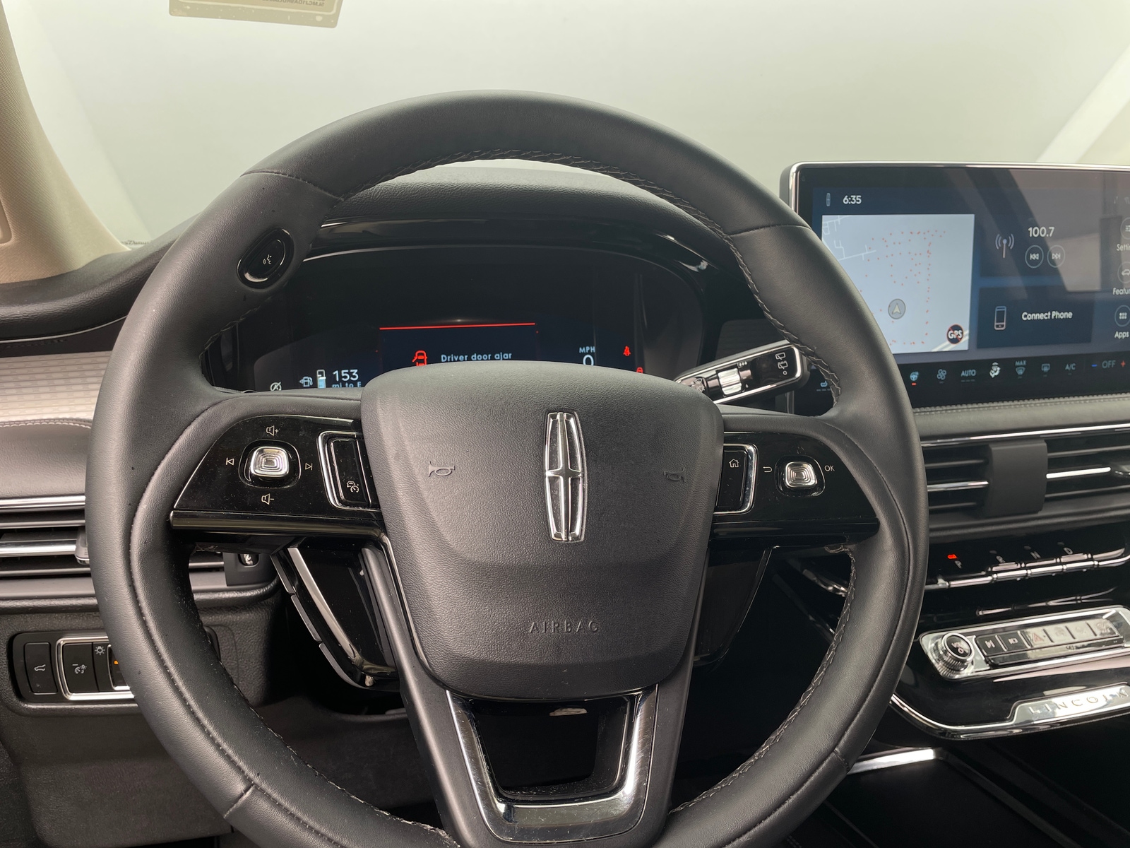 Thumbnail: 2024 Lincoln Corsair - 4