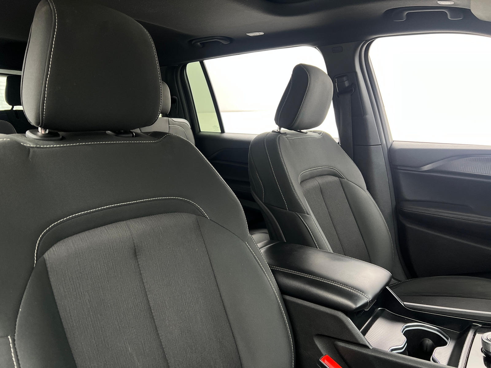 Thumbnail: 2024 Jeep Grand Cherokee L - 2