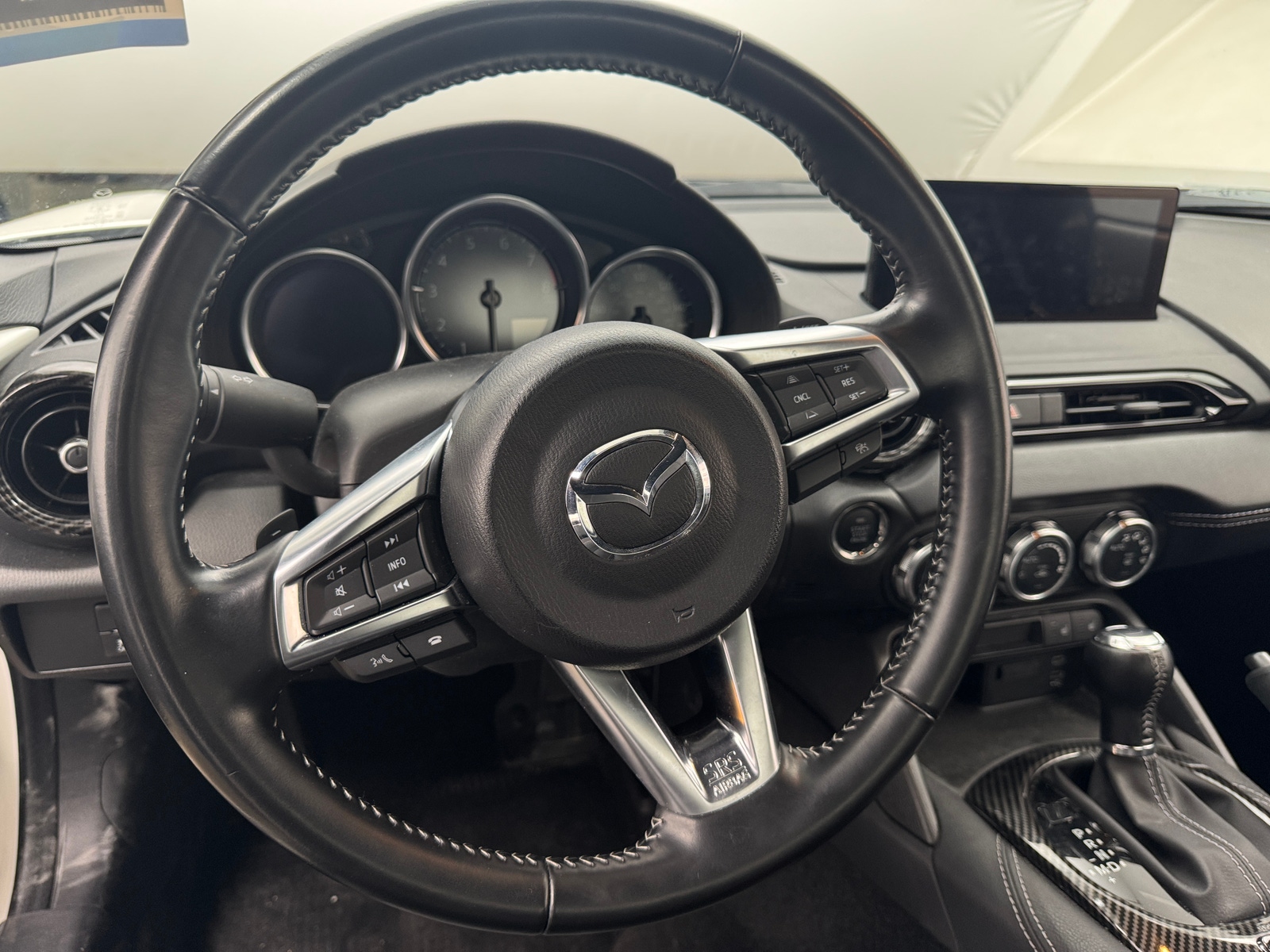 Thumbnail: 2024 Mazda MX-5 Miata - 4