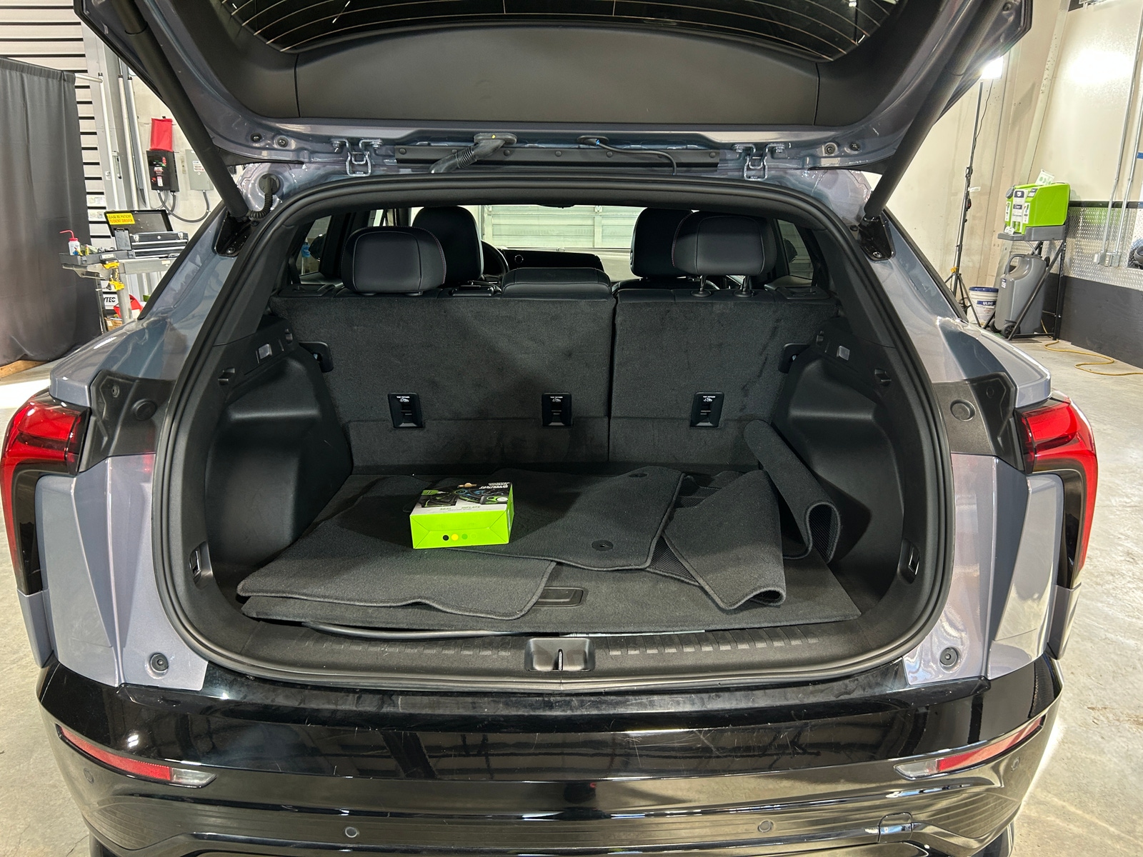 Thumbnail: 2024 Chevrolet Blazer EV - 6