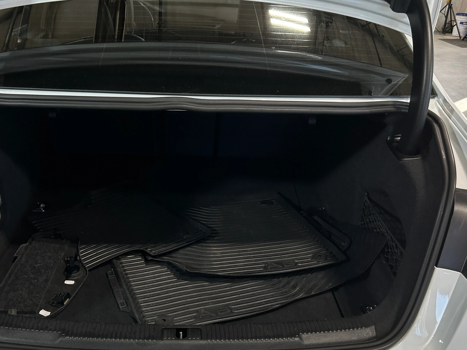 Thumbnail: 2016 Audi A6 - 6