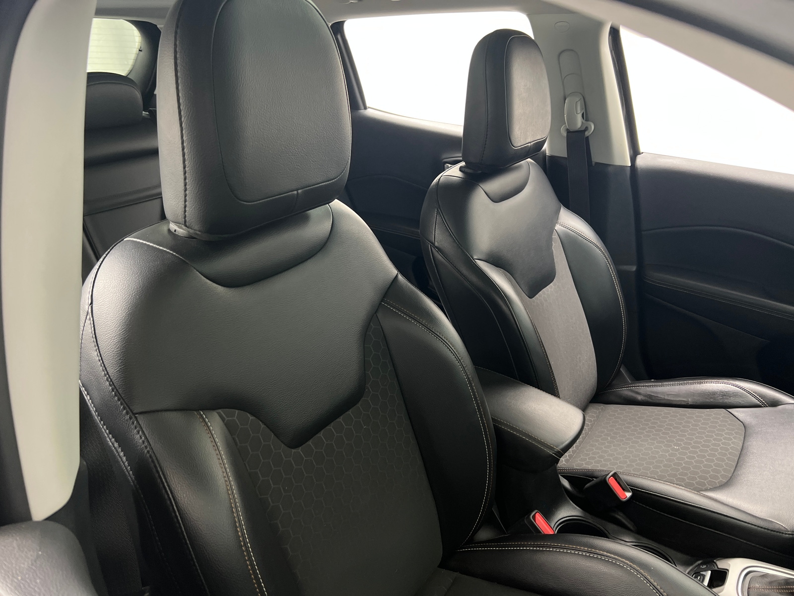 Thumbnail: 2017 Jeep Compass - 2