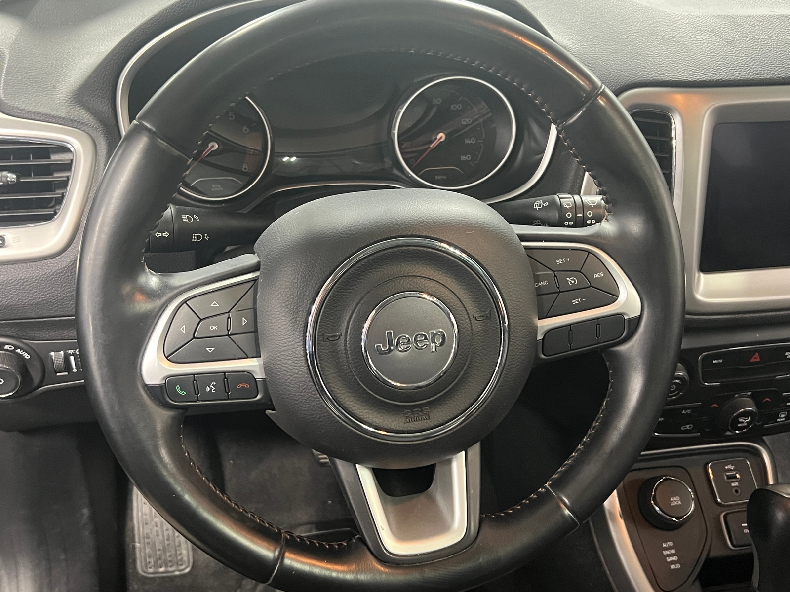 Thumbnail: 2017 Jeep Compass - 5