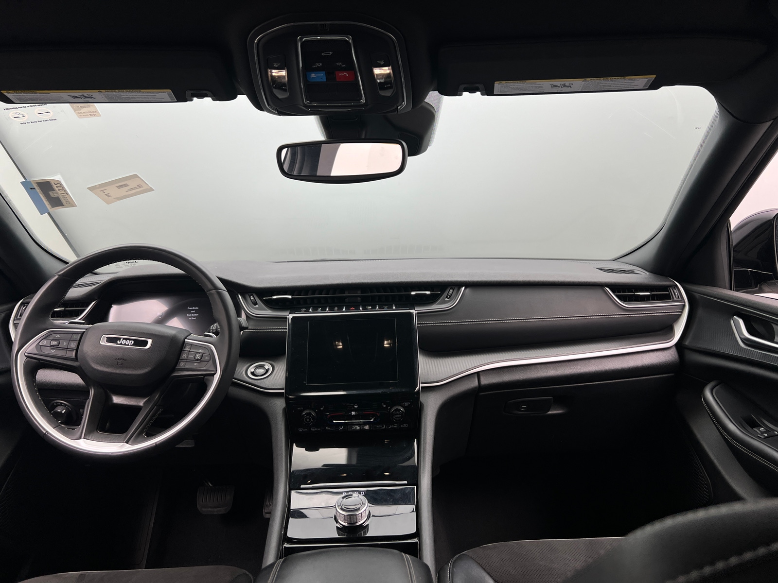 Thumbnail: 2023 Jeep Grand Cherokee L - 2