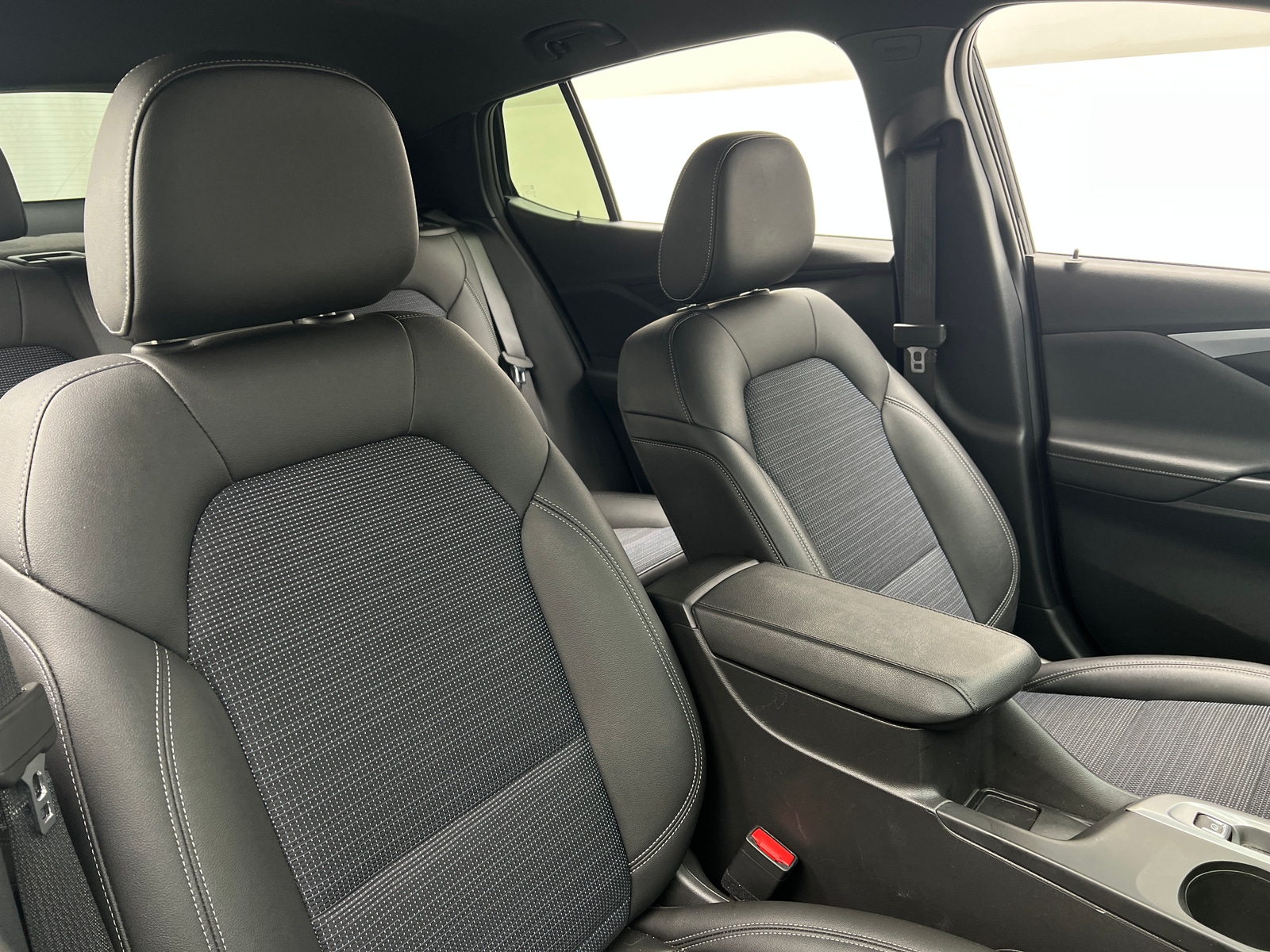 Thumbnail: 2025 Buick Envista - 2