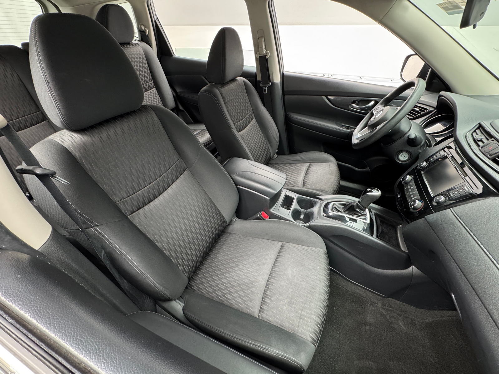 Thumbnail: 2018 Nissan Rogue - 2