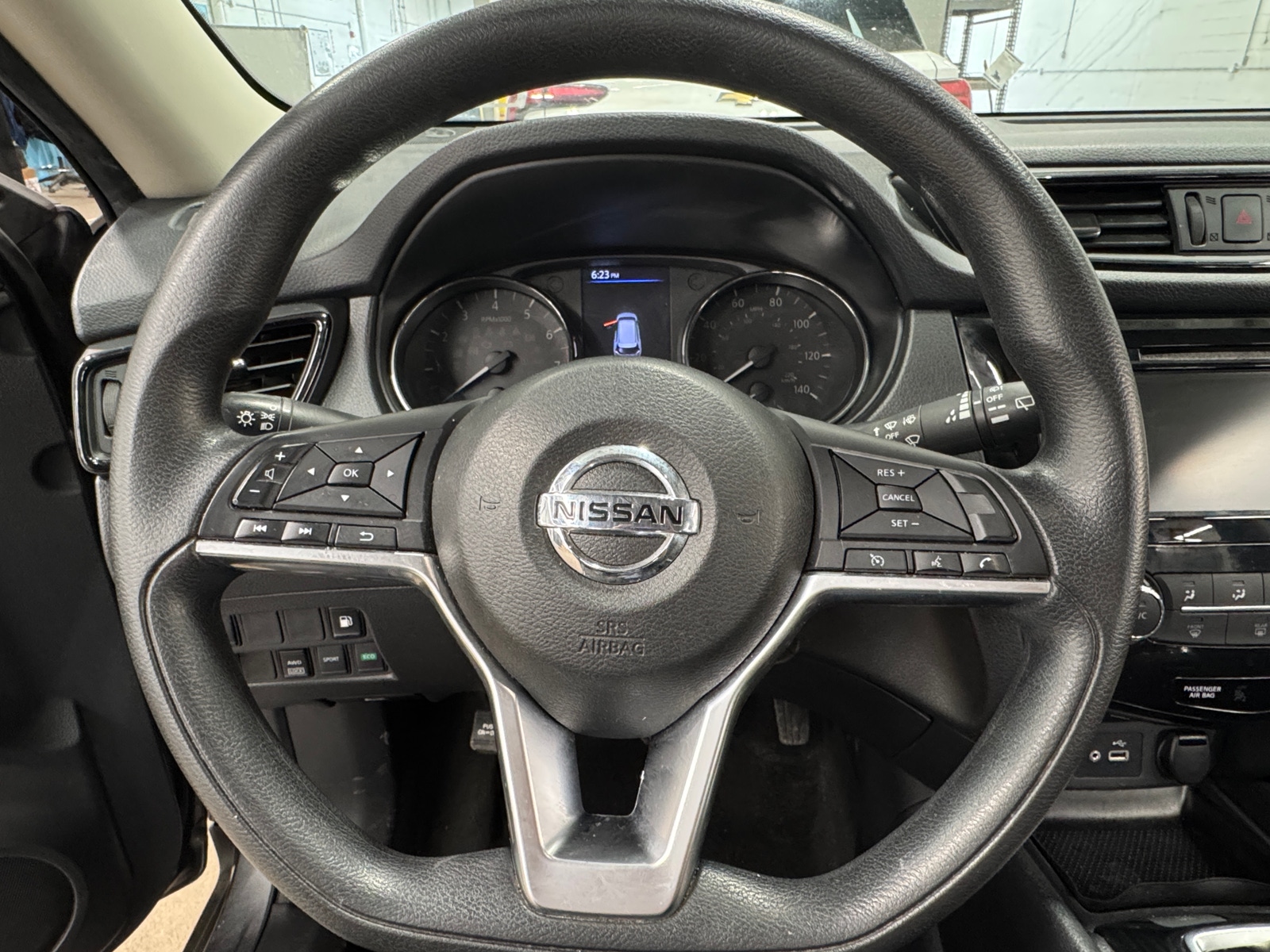 Thumbnail: 2018 Nissan Rogue - 5