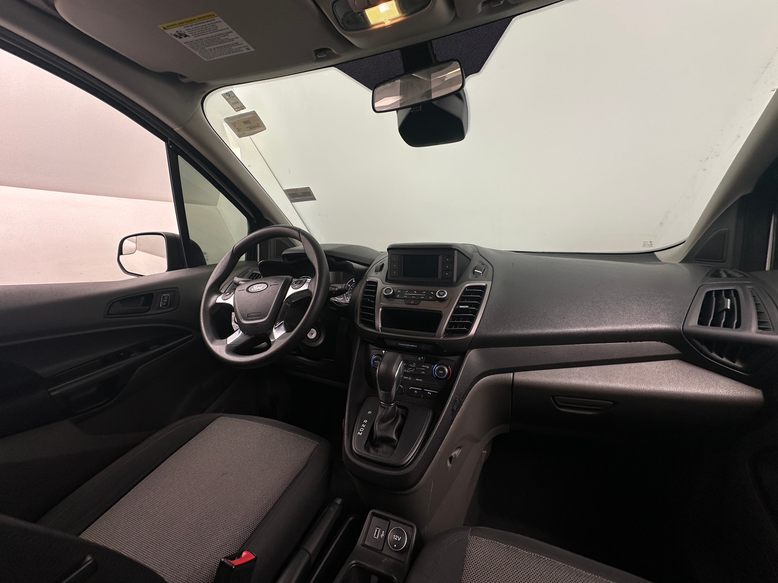 Thumbnail: 2019 Ford Transit Series - 3