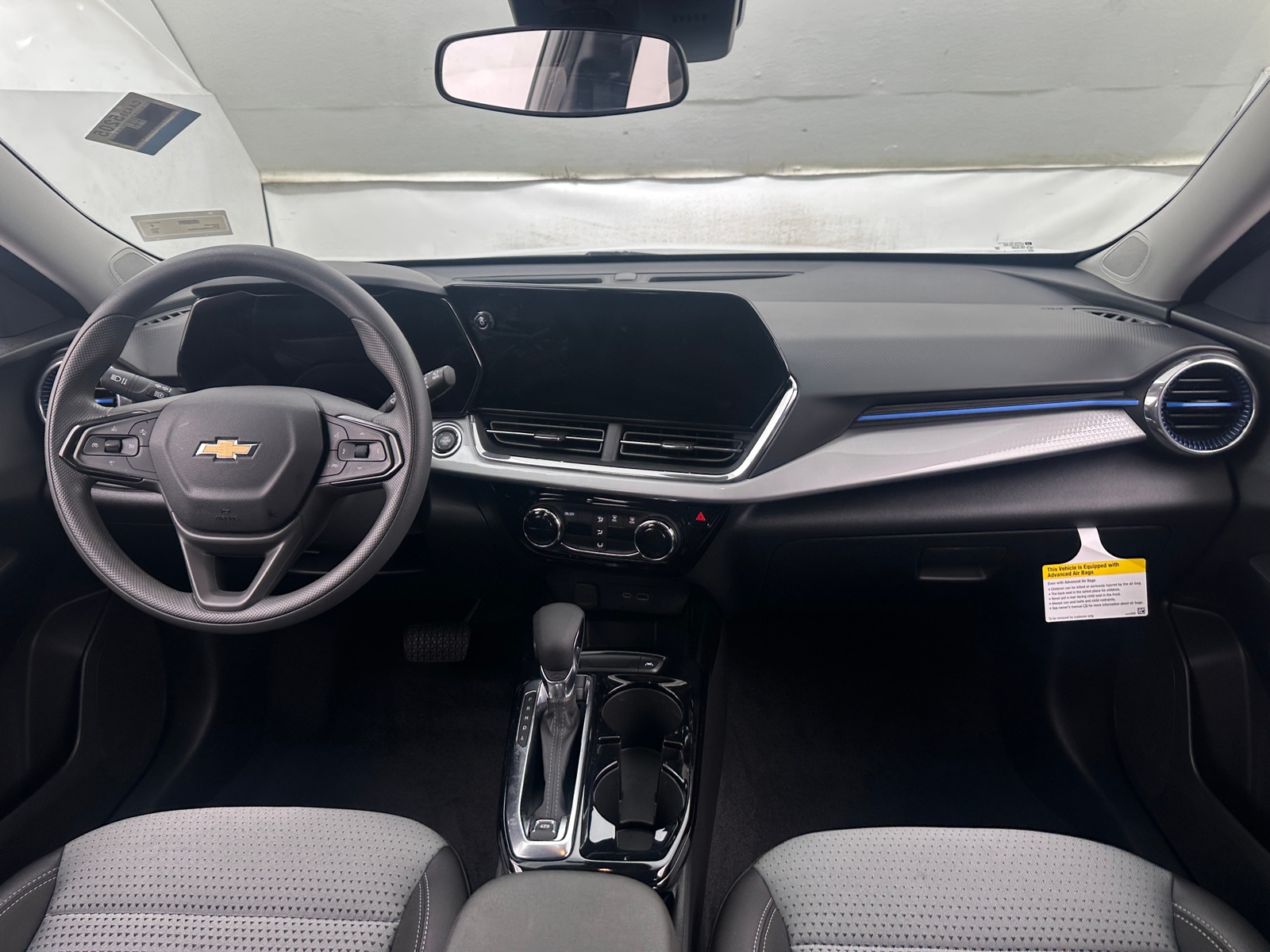 Thumbnail: 2025 Chevrolet Trax - 3