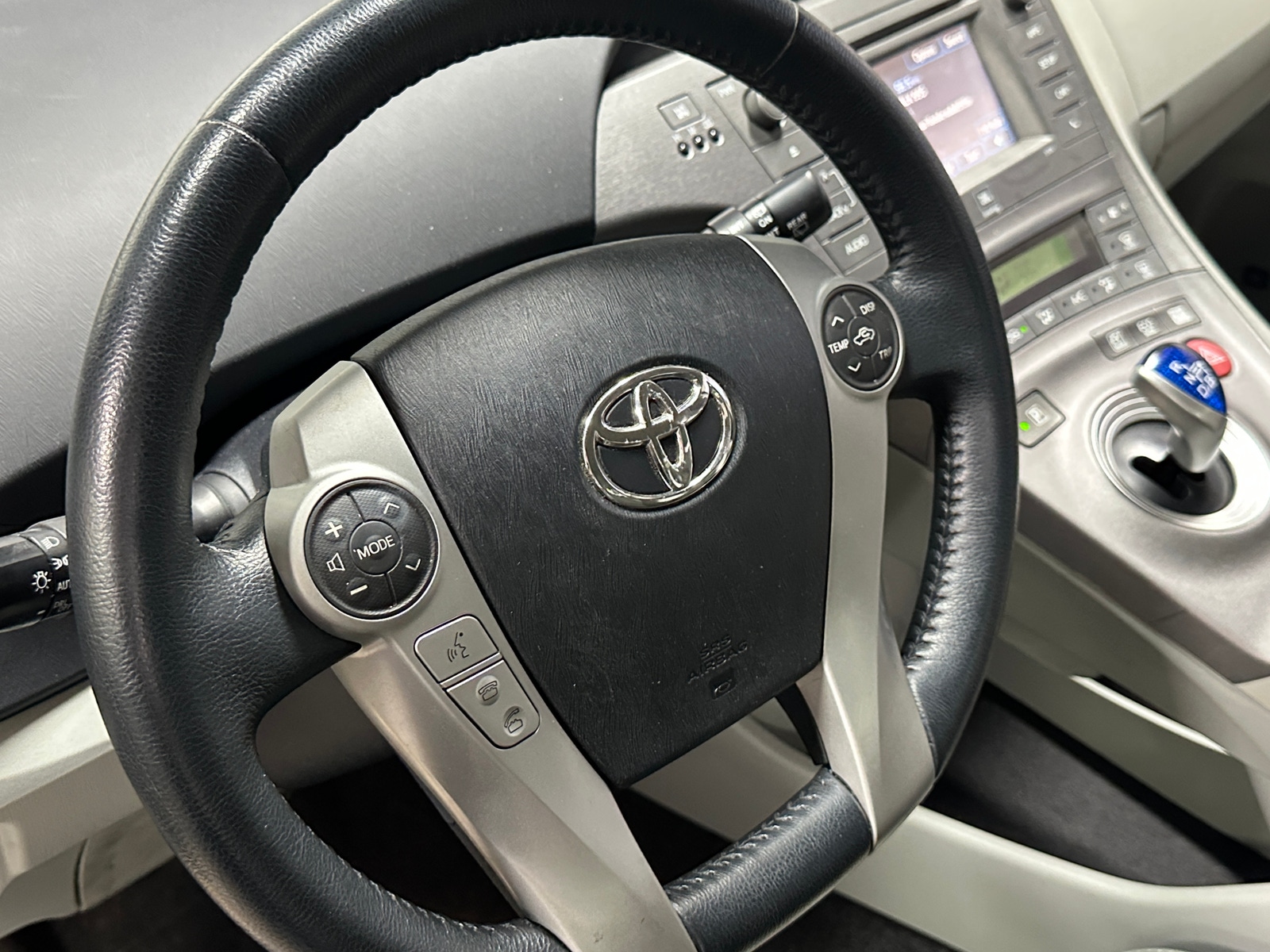 Thumbnail: 2013 Toyota Prius - 5