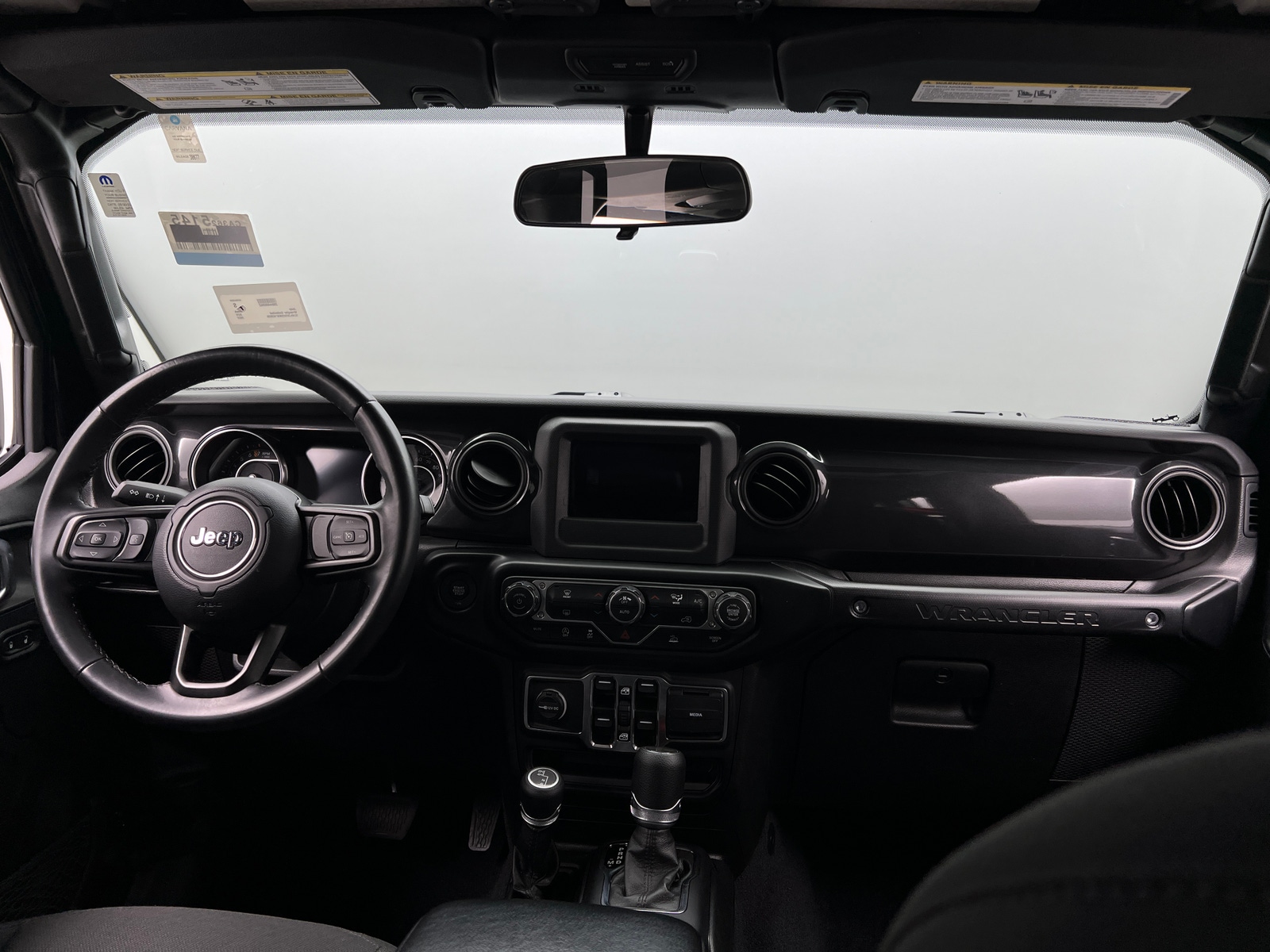 Thumbnail: 2022 Jeep Wrangler - 3