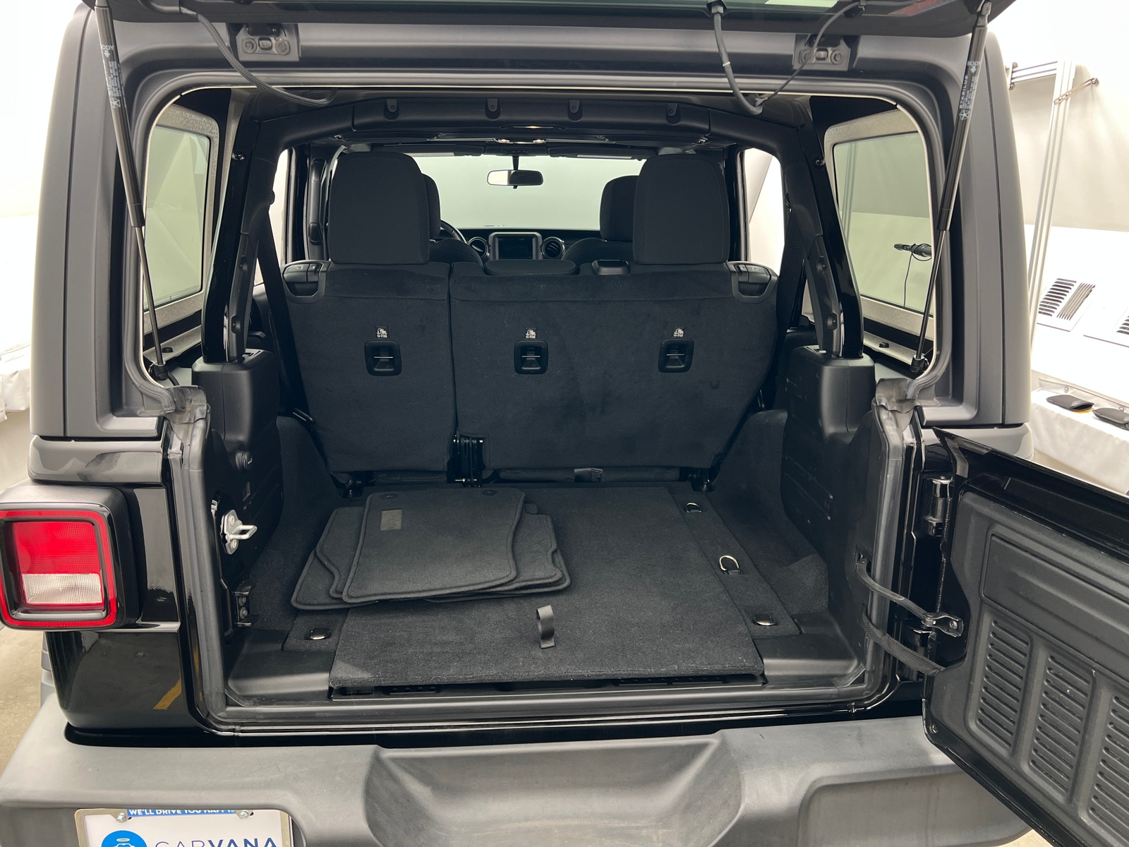 Thumbnail: 2022 Jeep Wrangler - 7