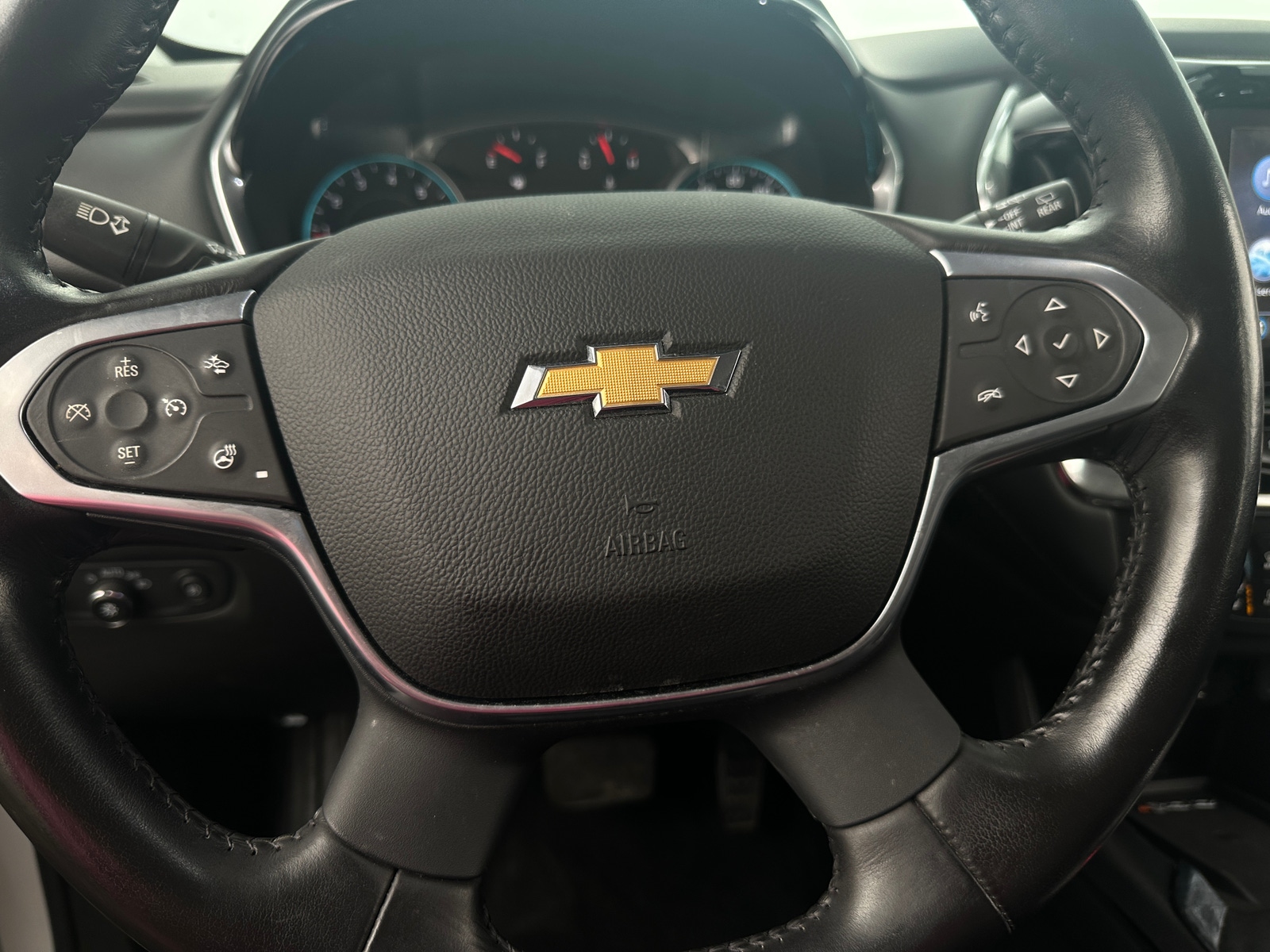 Thumbnail: 2021 Chevrolet Traverse - 4