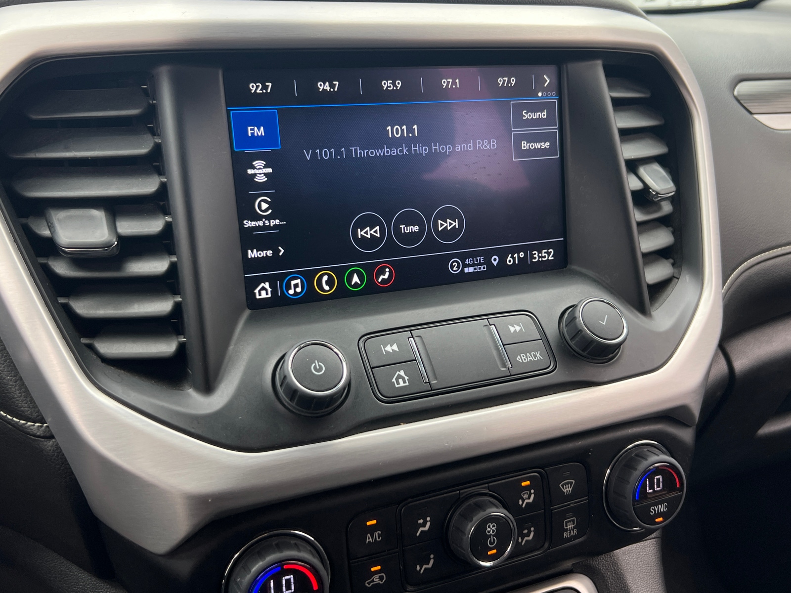 Thumbnail: 2023 GMC Acadia - 3